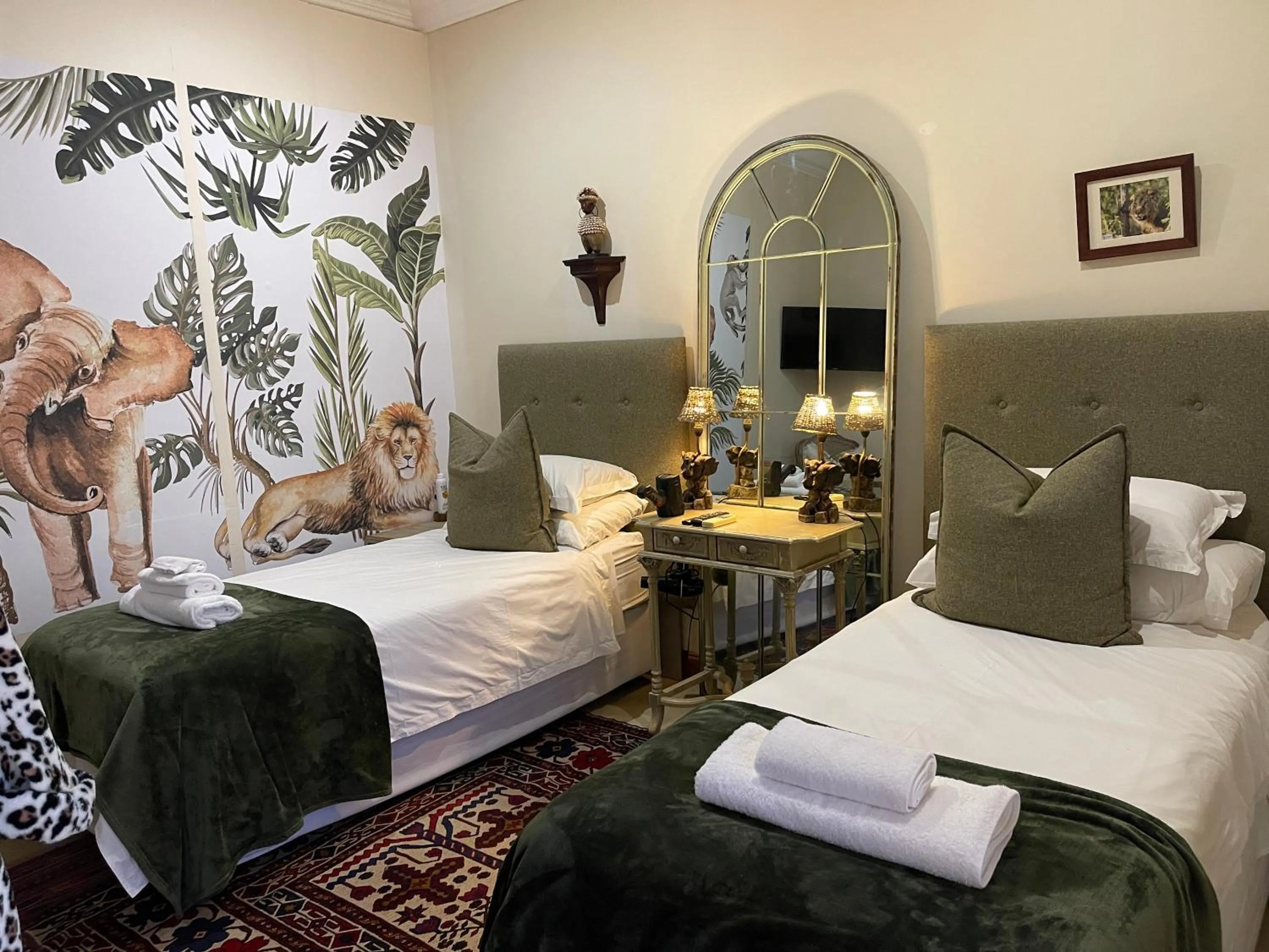 Bedroom, Bed in Kambaku River Lodge