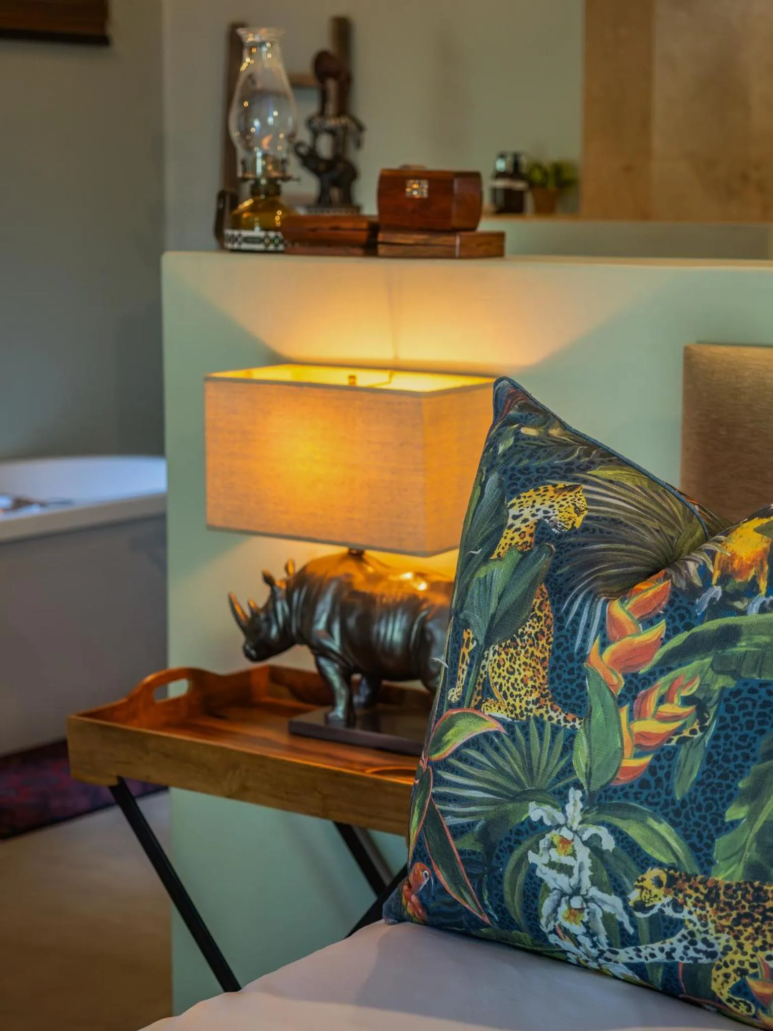 Bed in Kambaku River Lodge