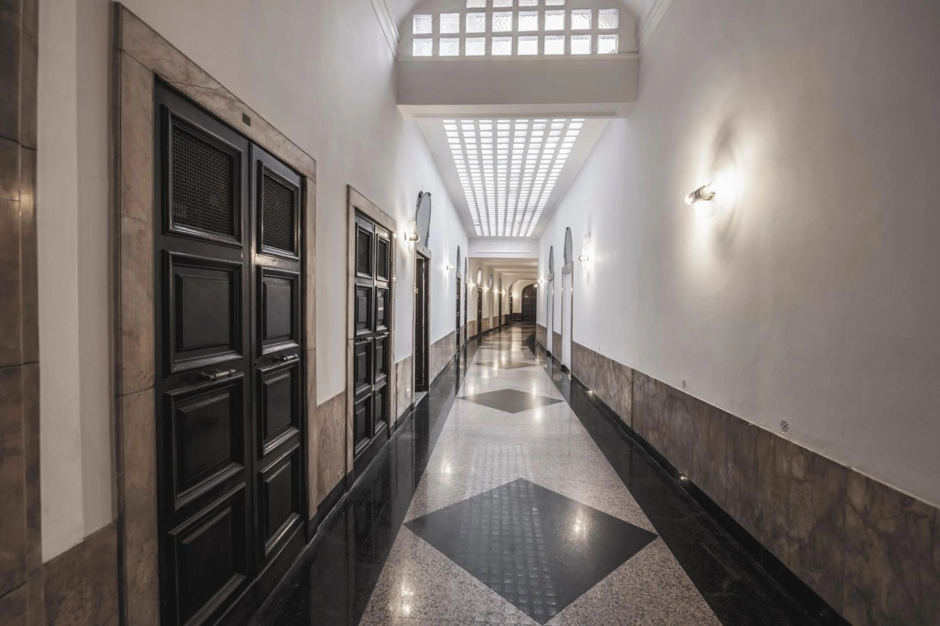 Facade/entrance in Corso Boutique Luxury Rooms