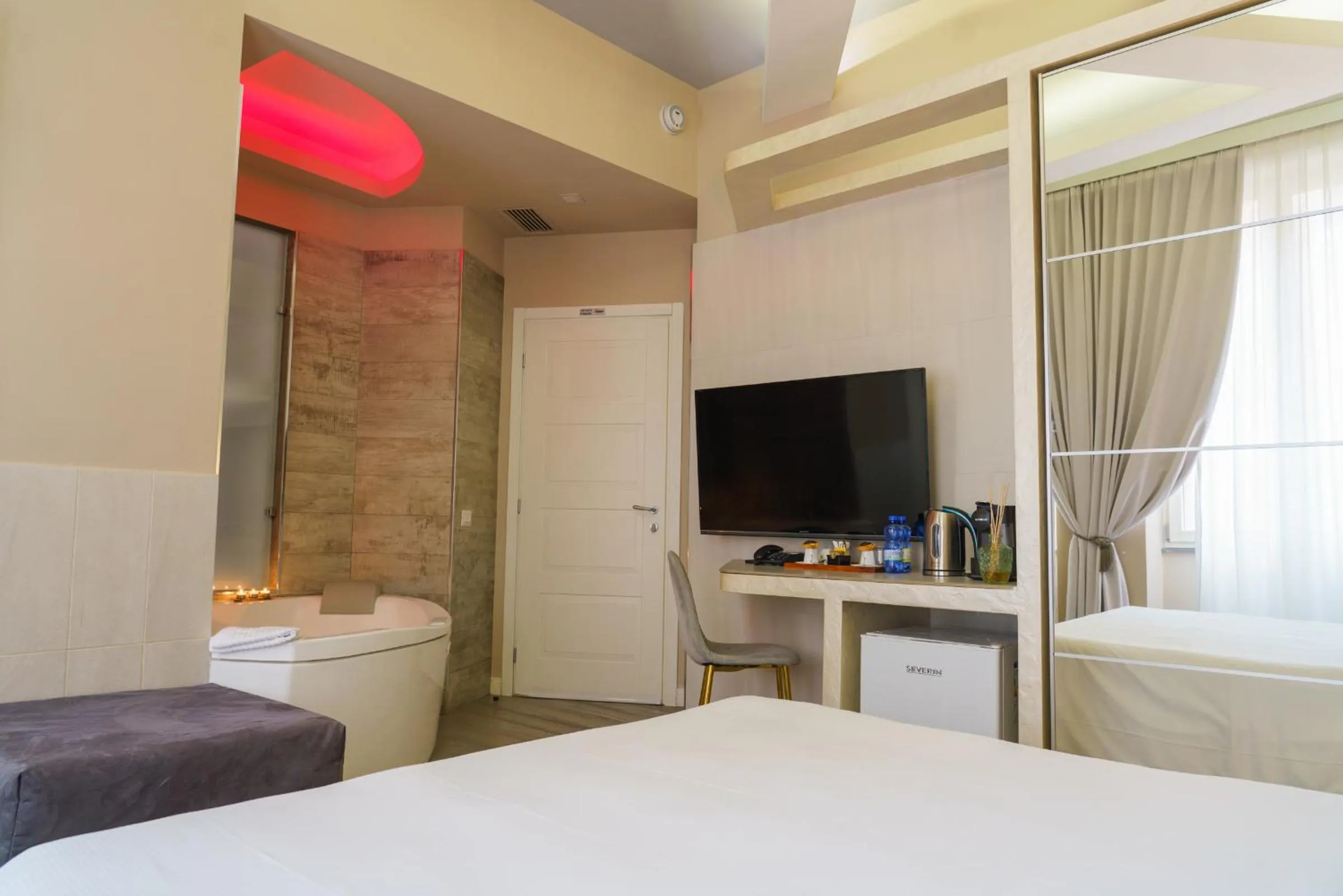 Photo of the whole room, Bed in Corso Boutique Luxury Rooms