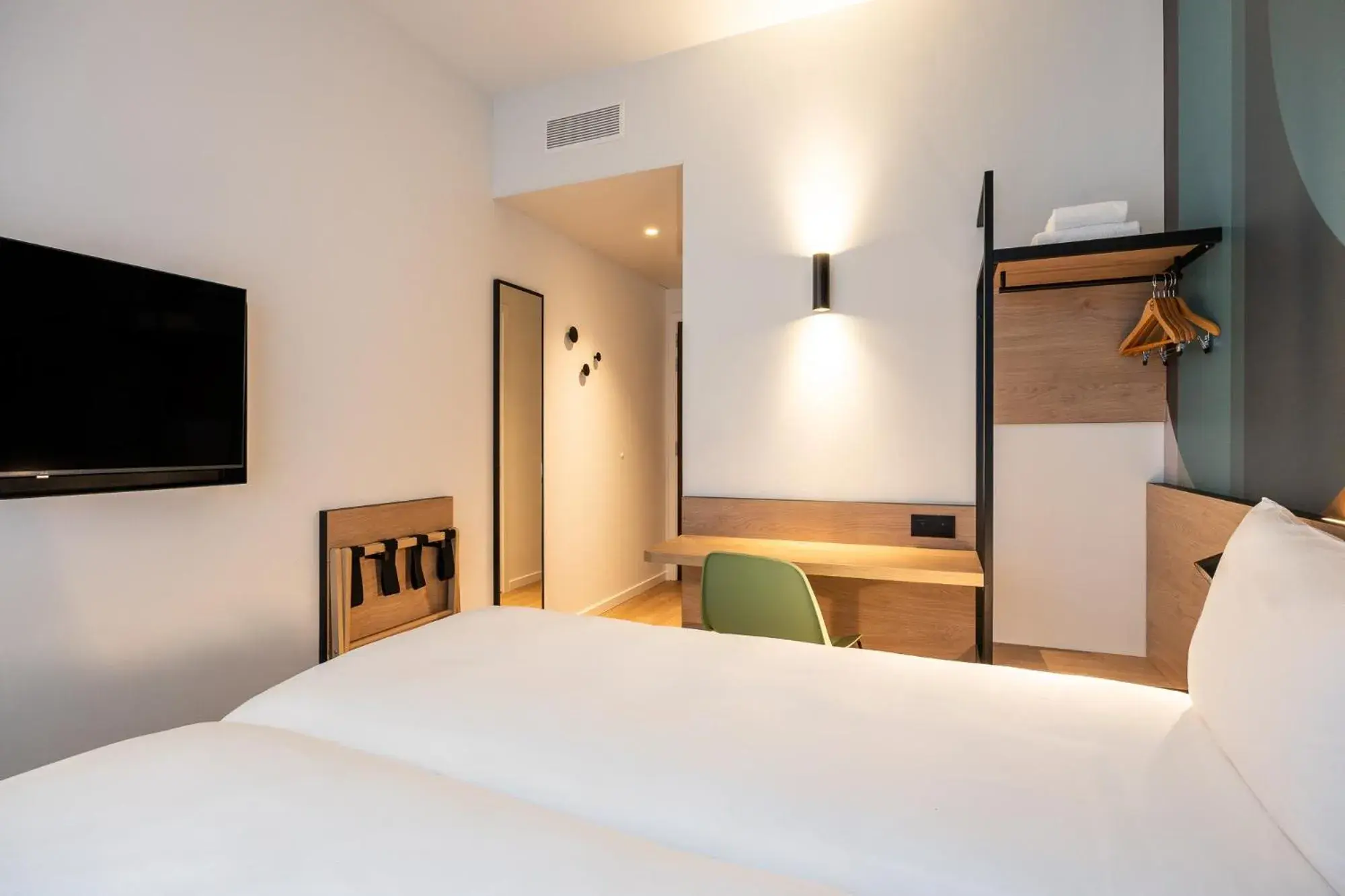 Twin Room in B&B HOTEL Brussels Airport Twin Room in B&B HOTEL Brussels Airport