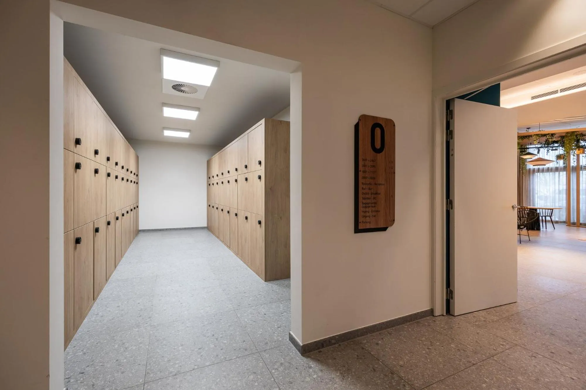 Lobby or reception in B&B HOTEL Brussels Airport