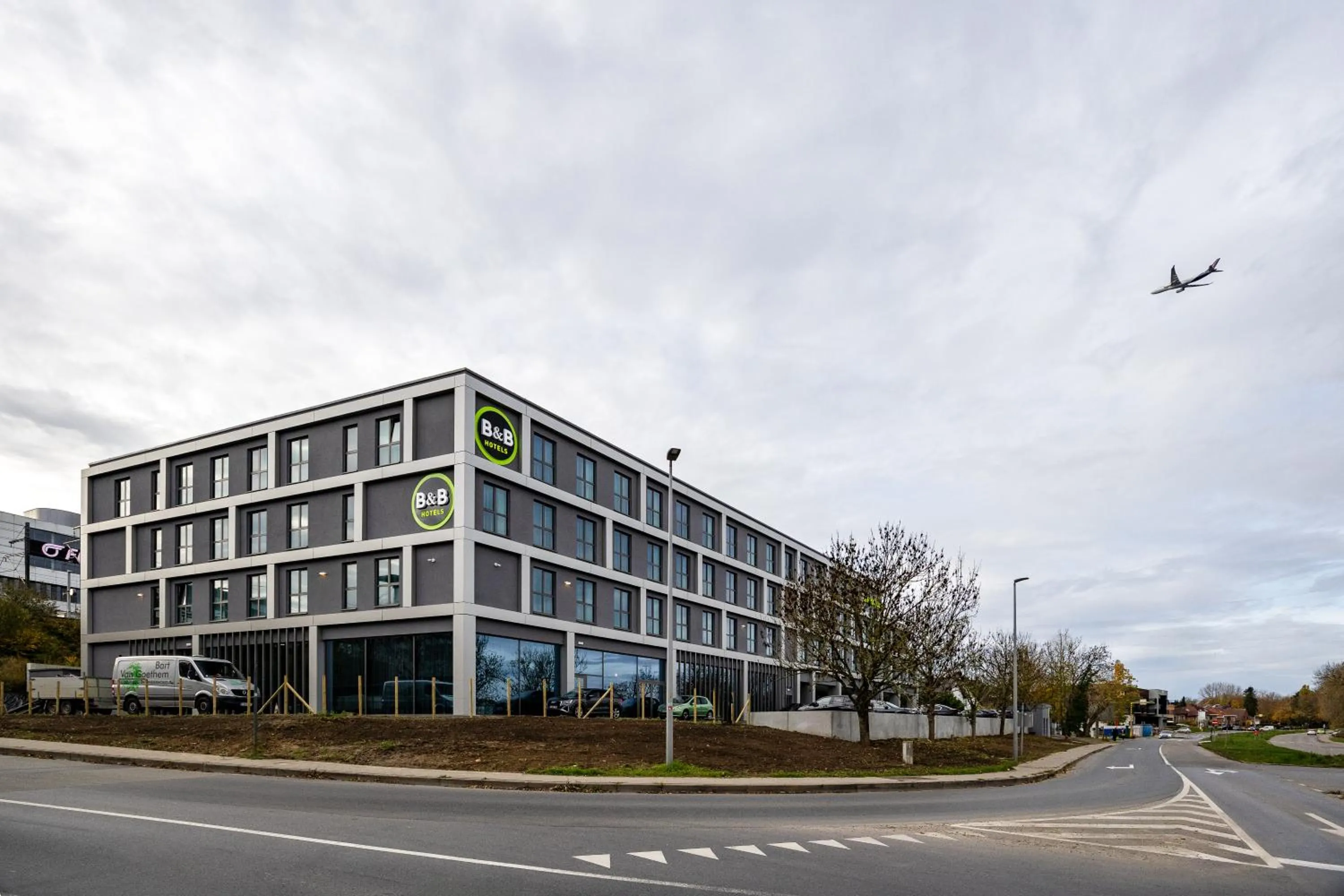 Property building in B&B HOTEL Brussels Airport