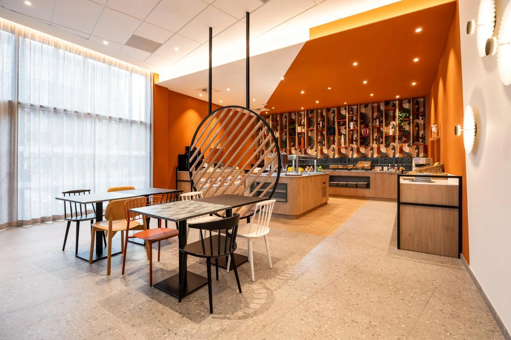 Seating area in B&B HOTEL Brussels Airport