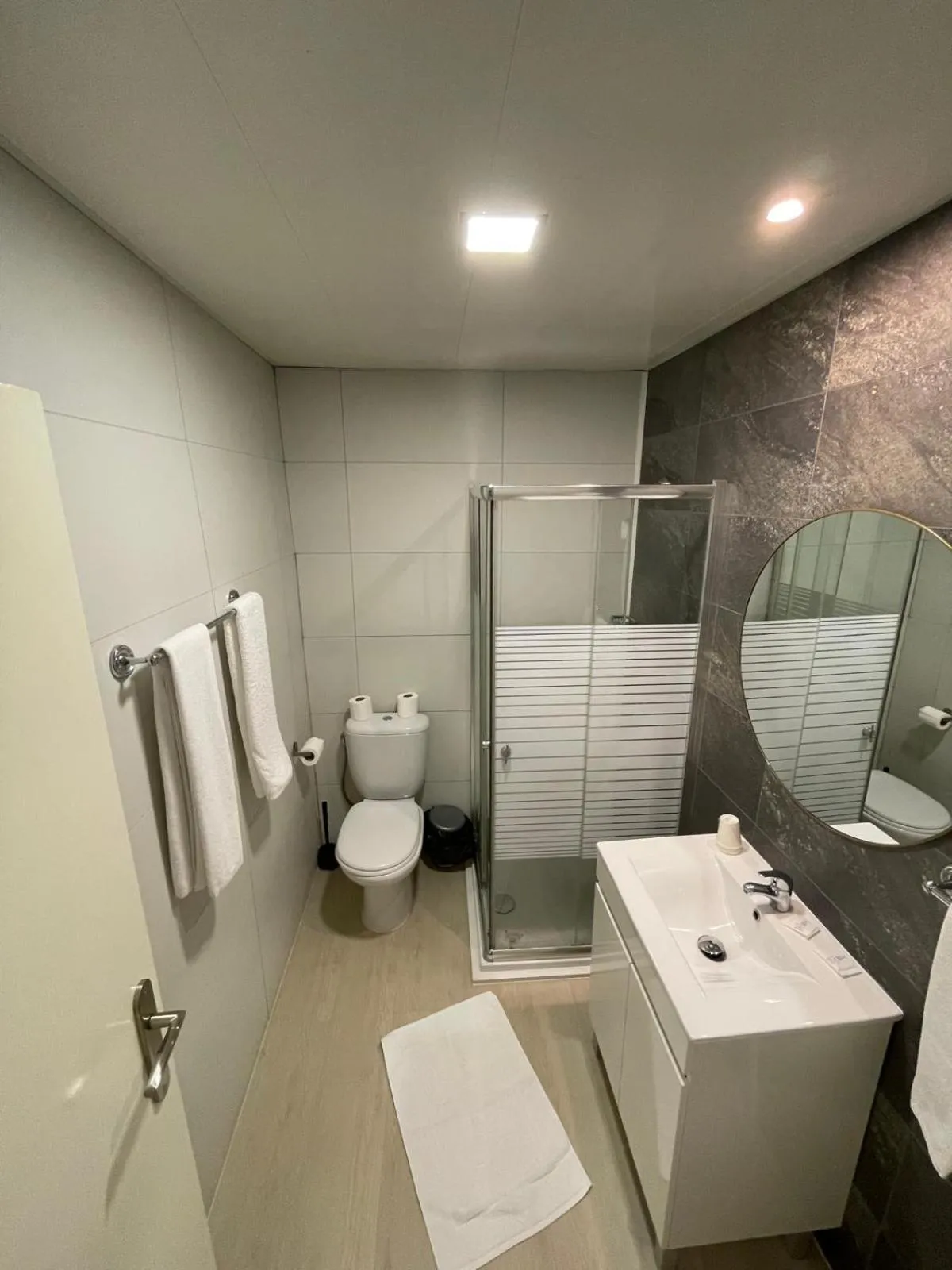 Toilet in Residencial Dom Duarte