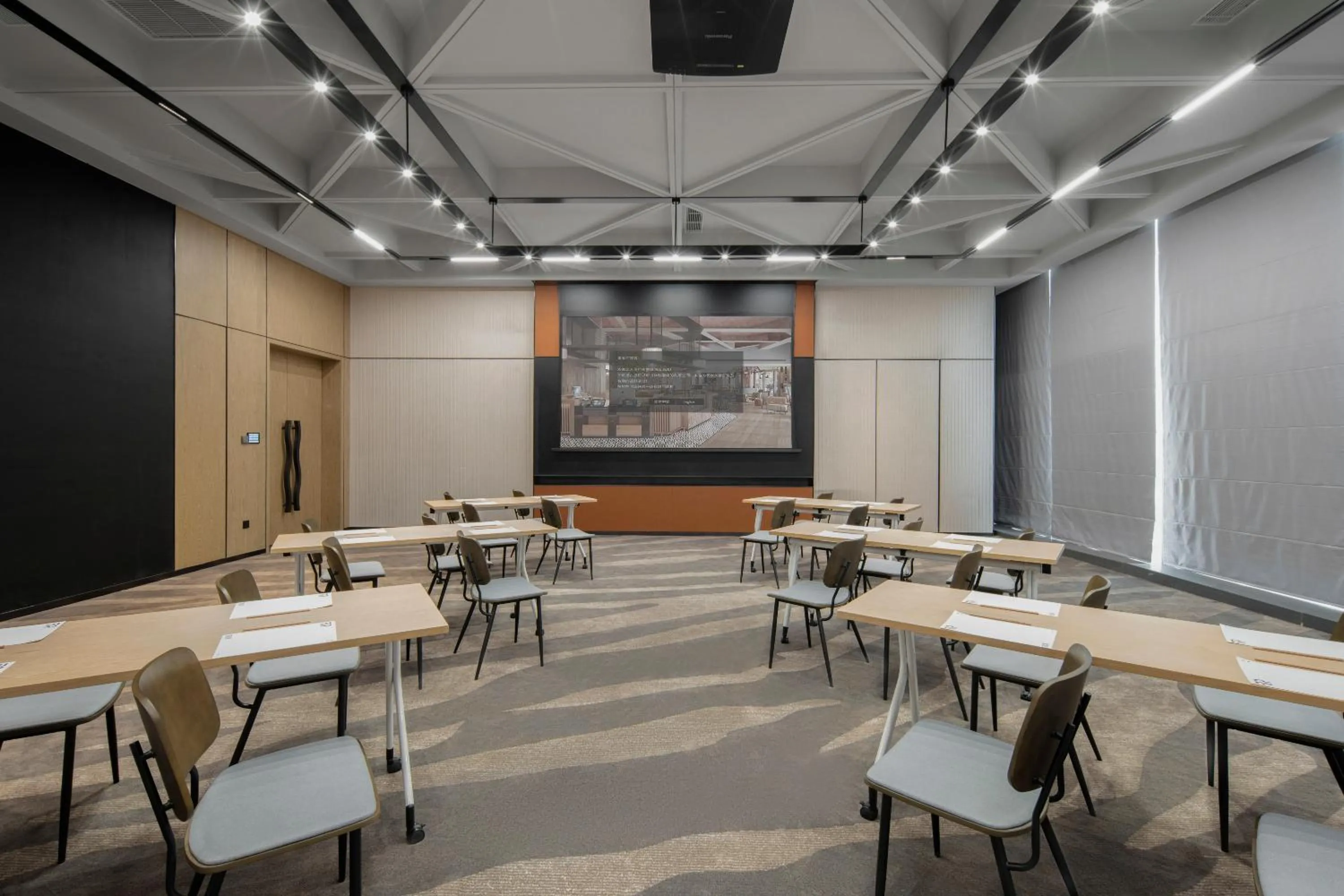 Meeting/conference room in Guangzhou Zengcheng Tongpai Hotel