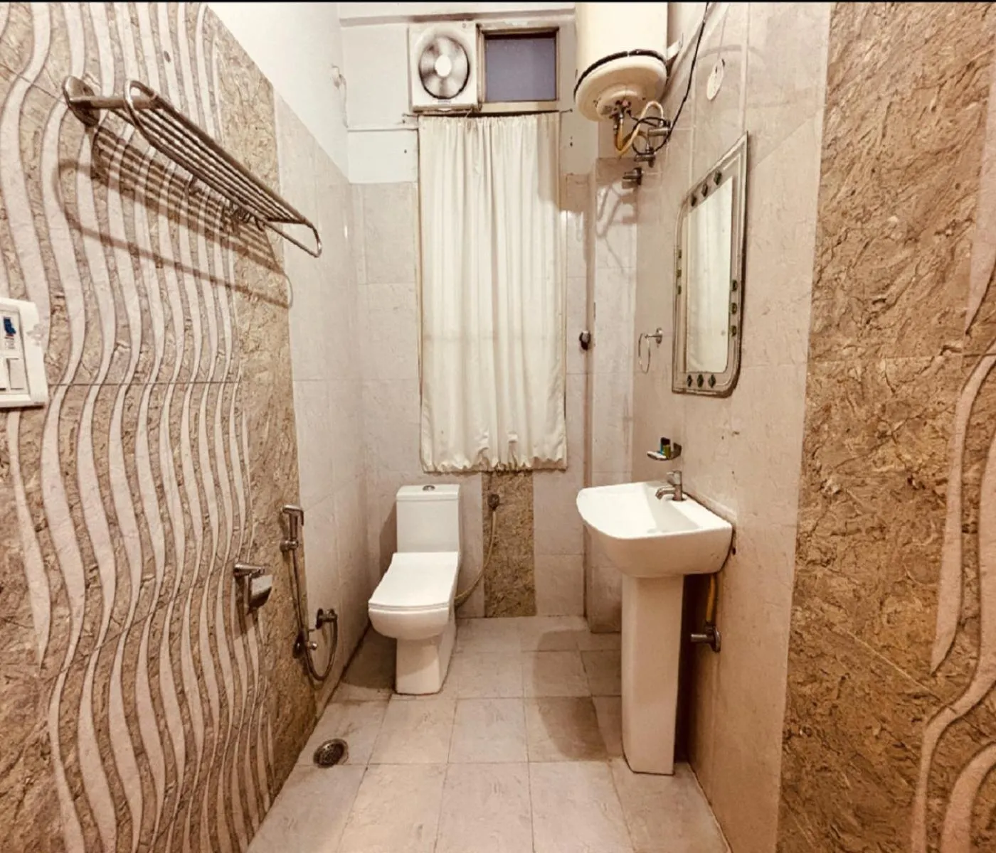 Bathroom in Majestic Heights Hotel