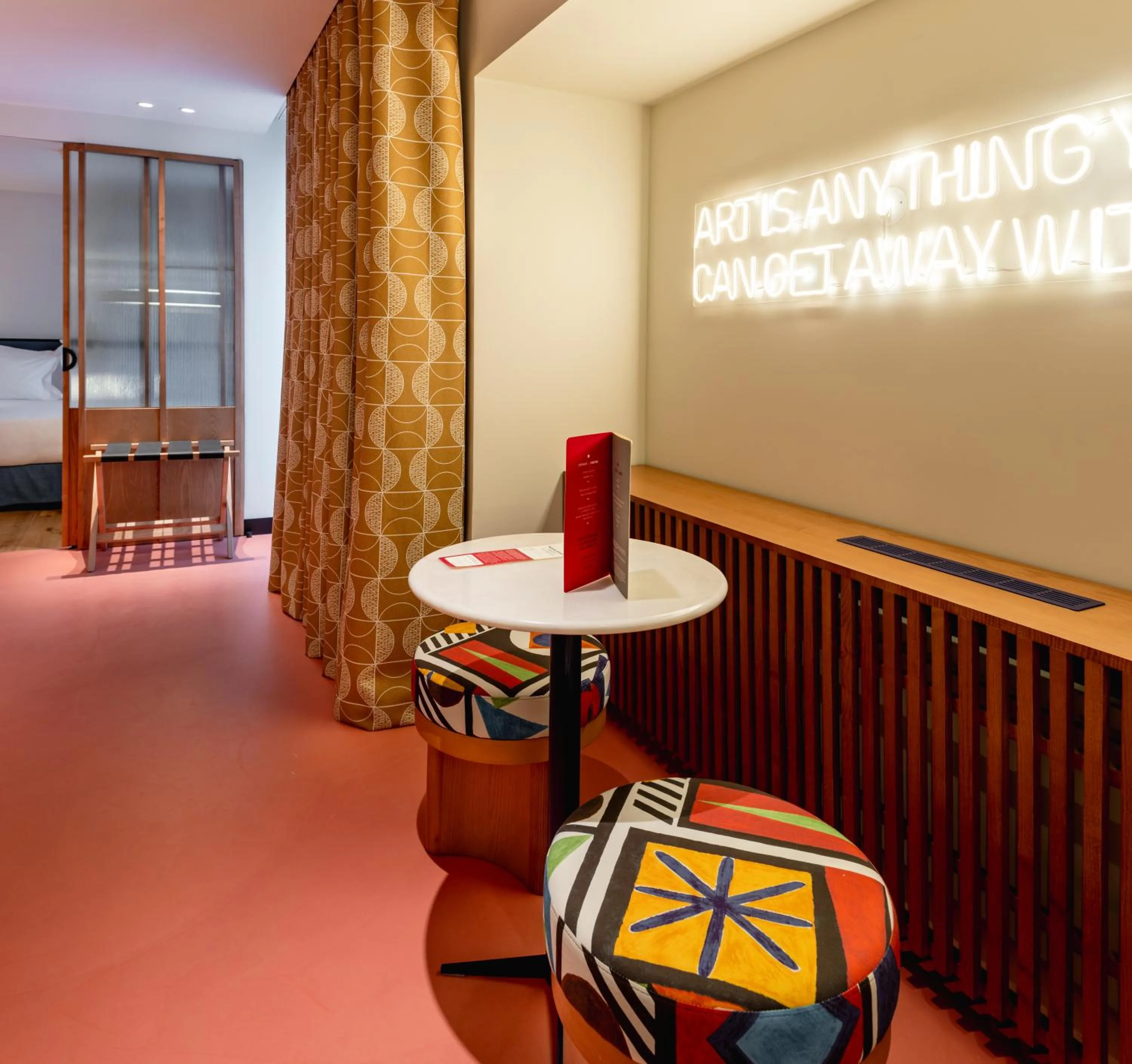 Living room in Artcore Hotel Porto