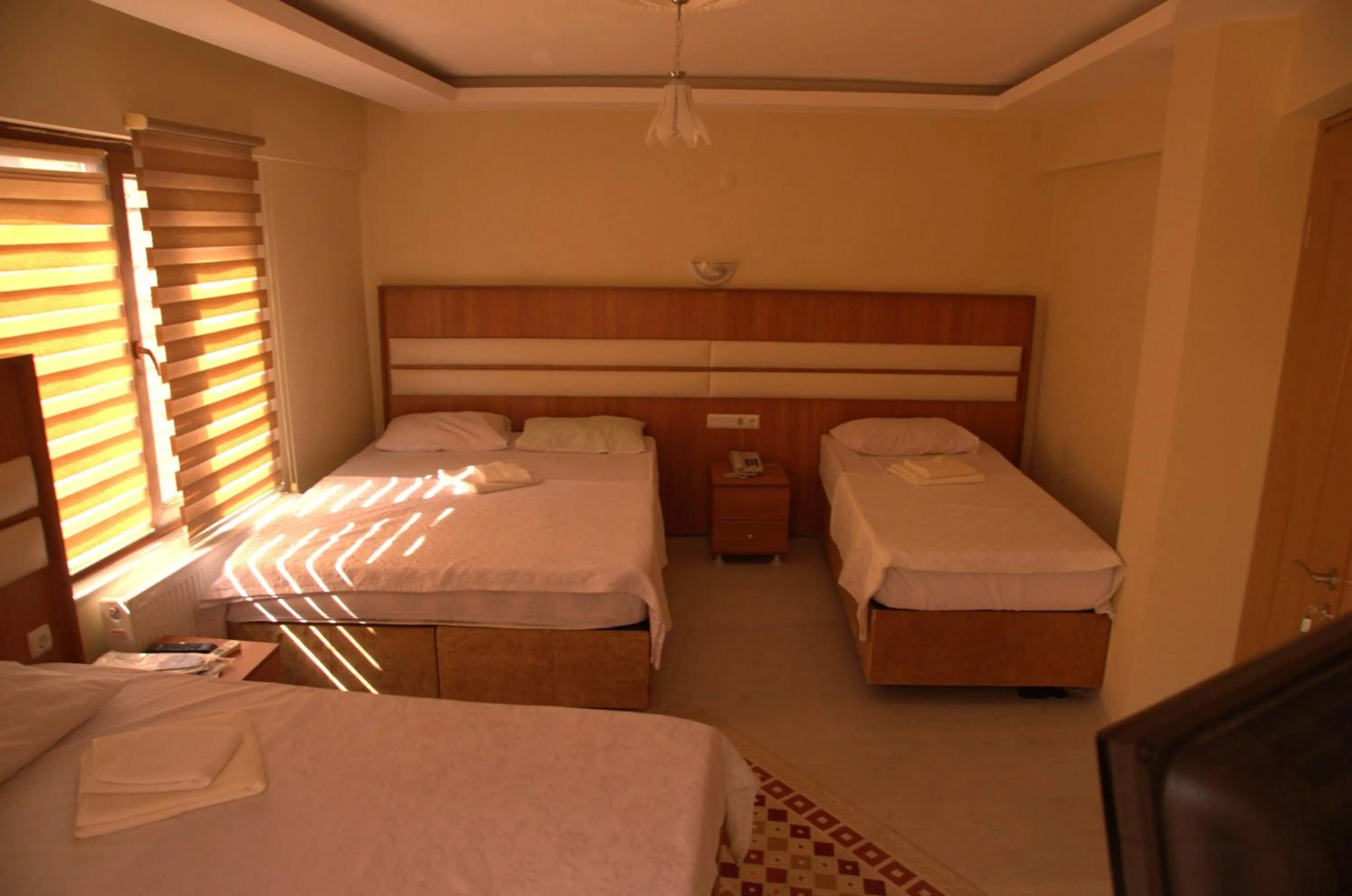 Photo of the whole room in Torun Hotel Bursa