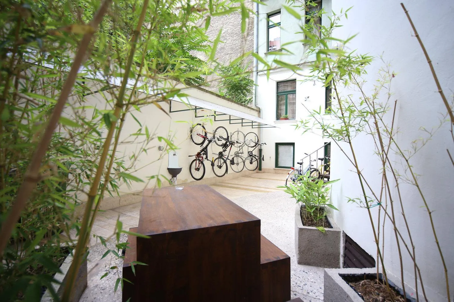 Property building in Amber Terrace Studios Downtown