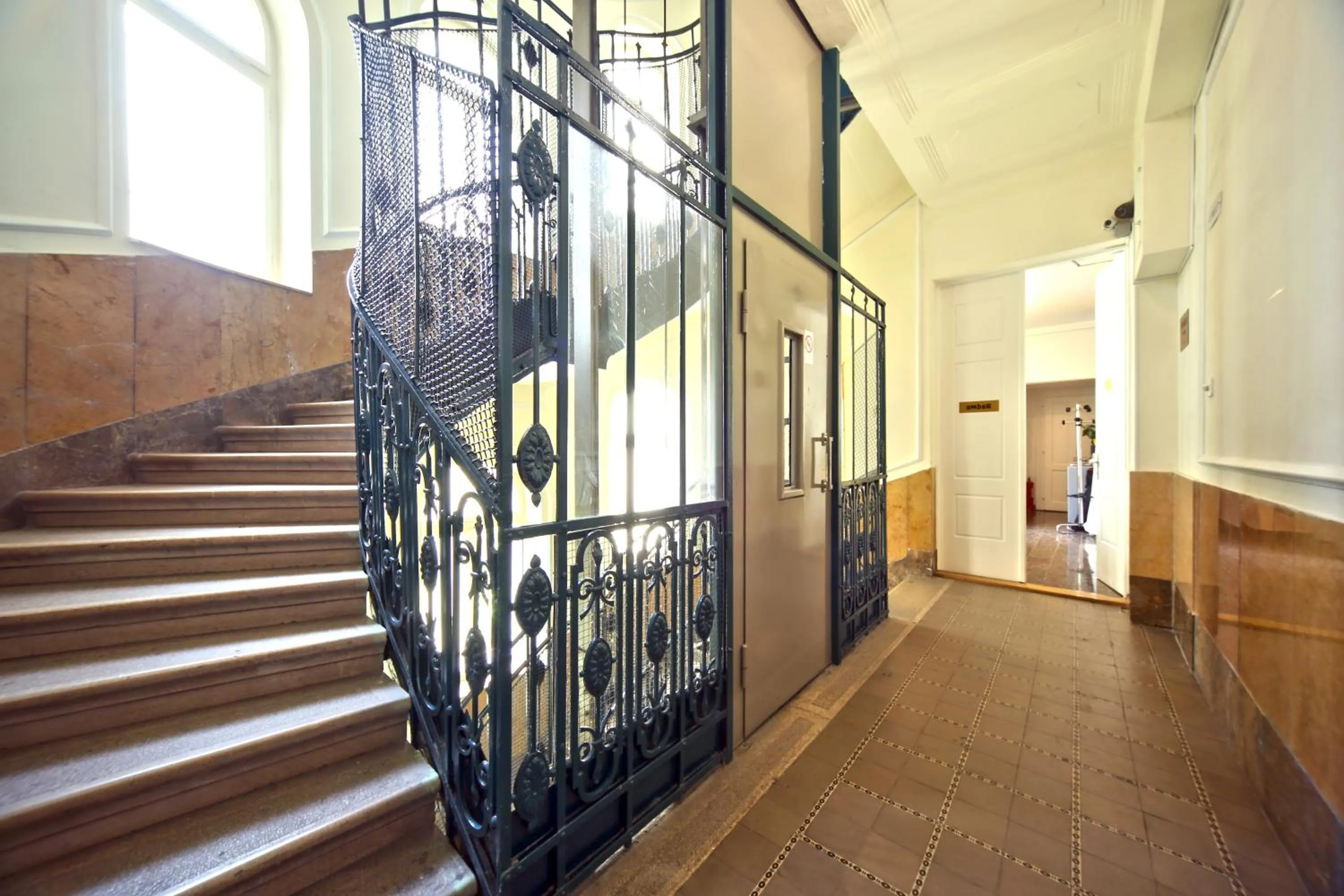 Property building in Amber Terrace Studios Downtown