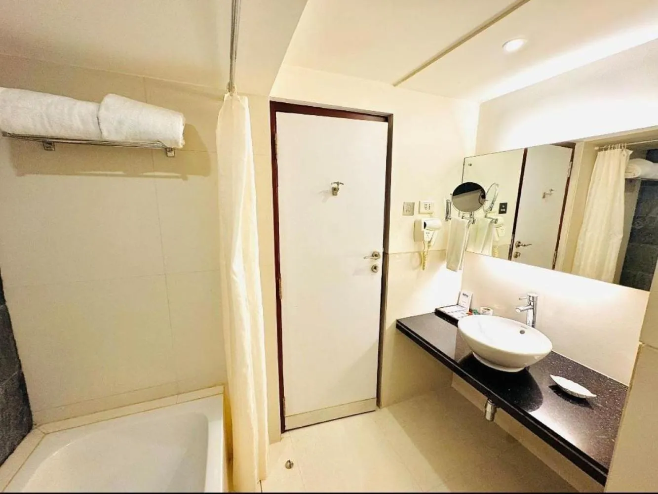 Bathroom in Olive Downtown