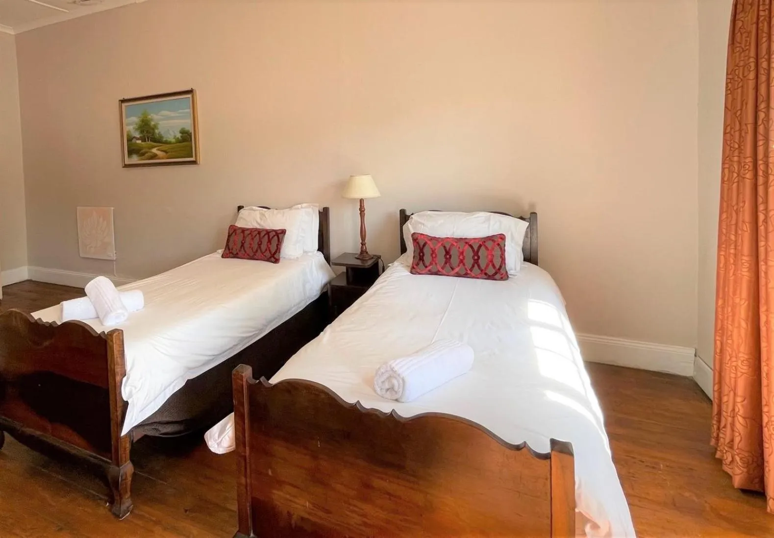 Bed in Himeville Arms