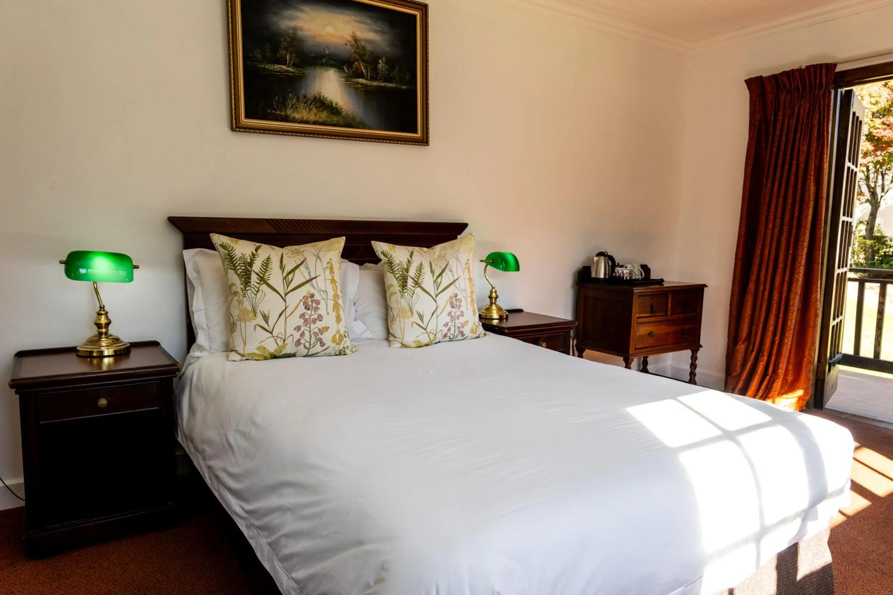 Bed in Himeville Arms