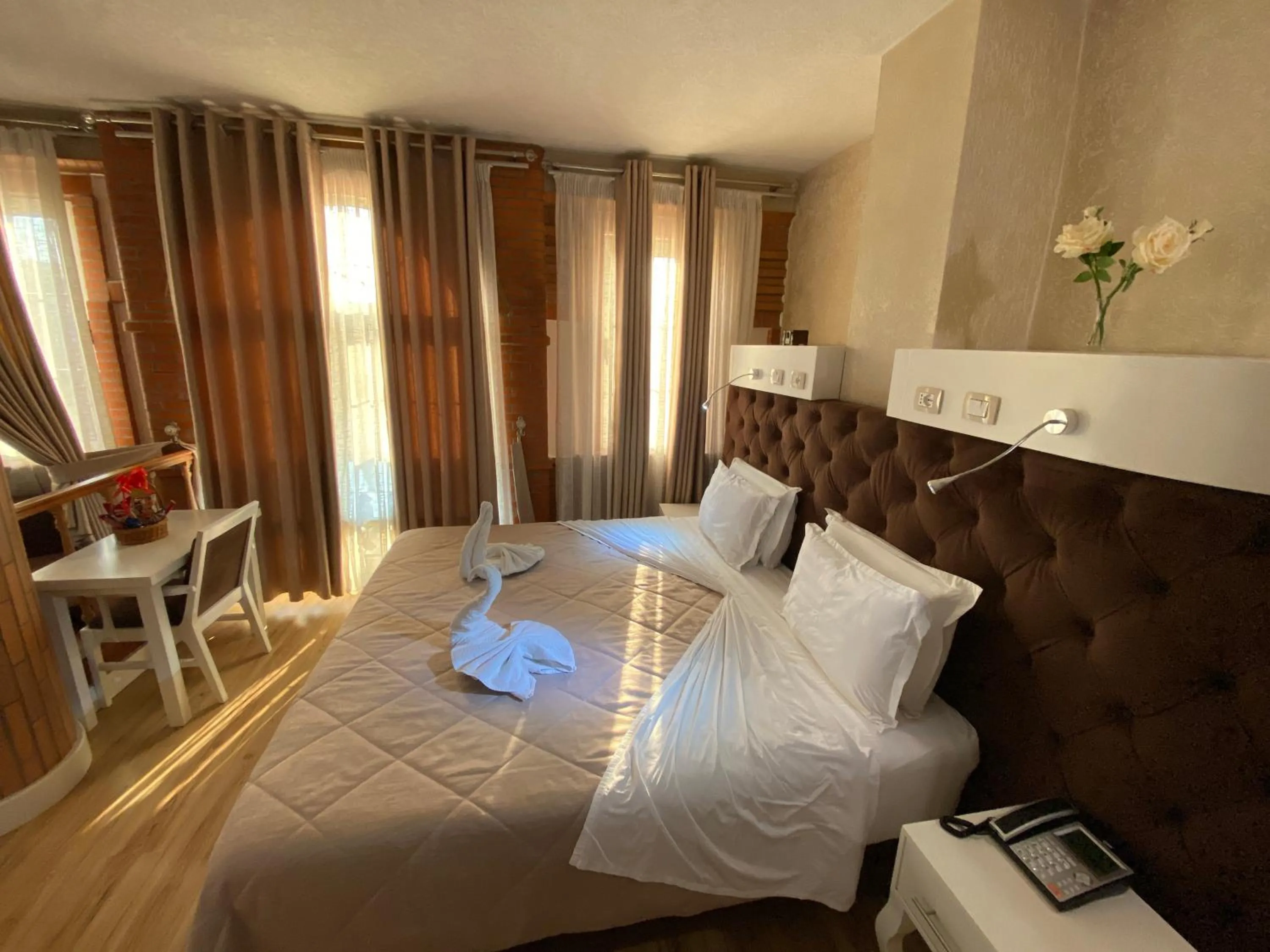 Bed in The Red Bricks Hotel