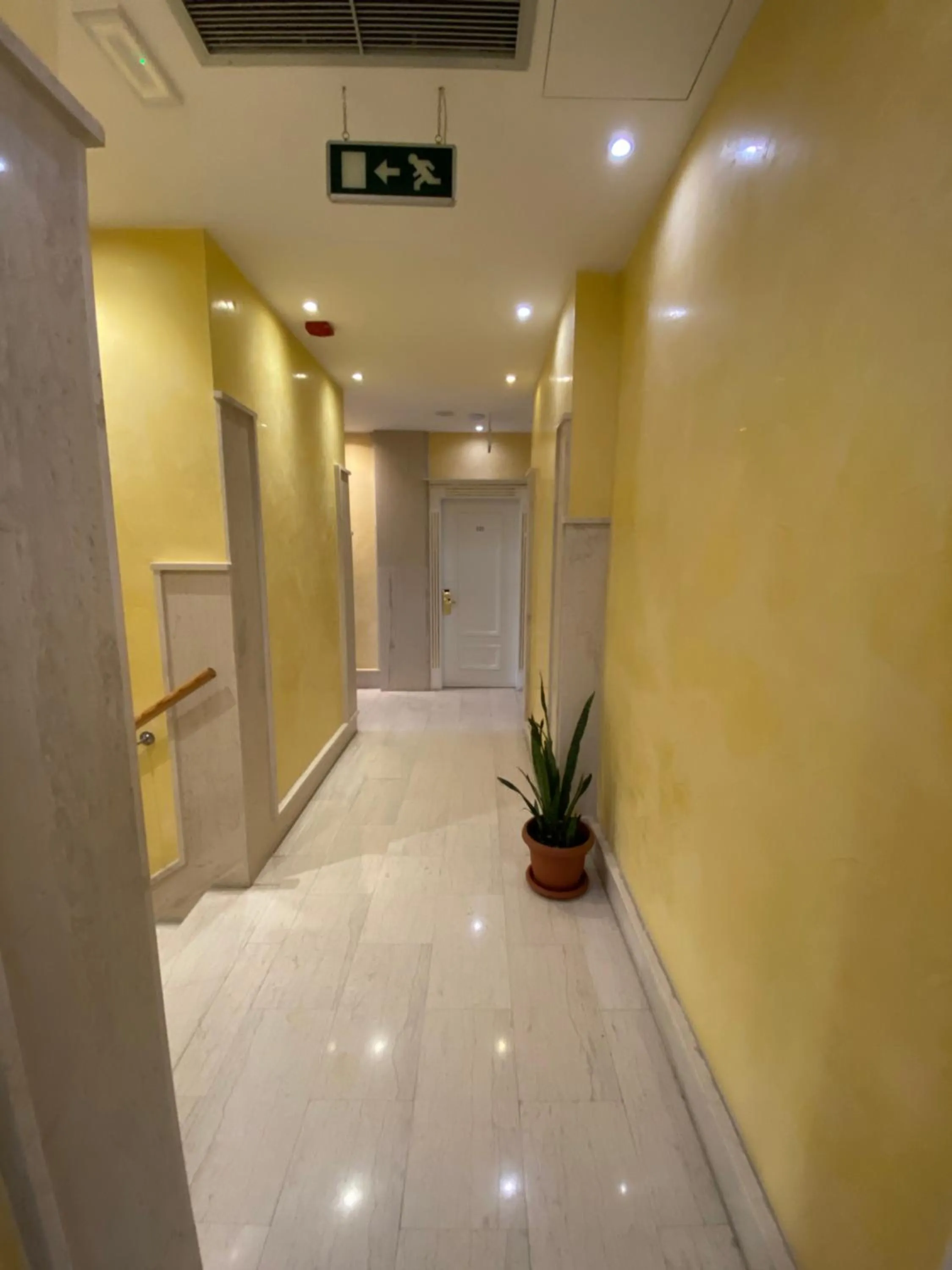 Floor plan in The Red Bricks Hotel