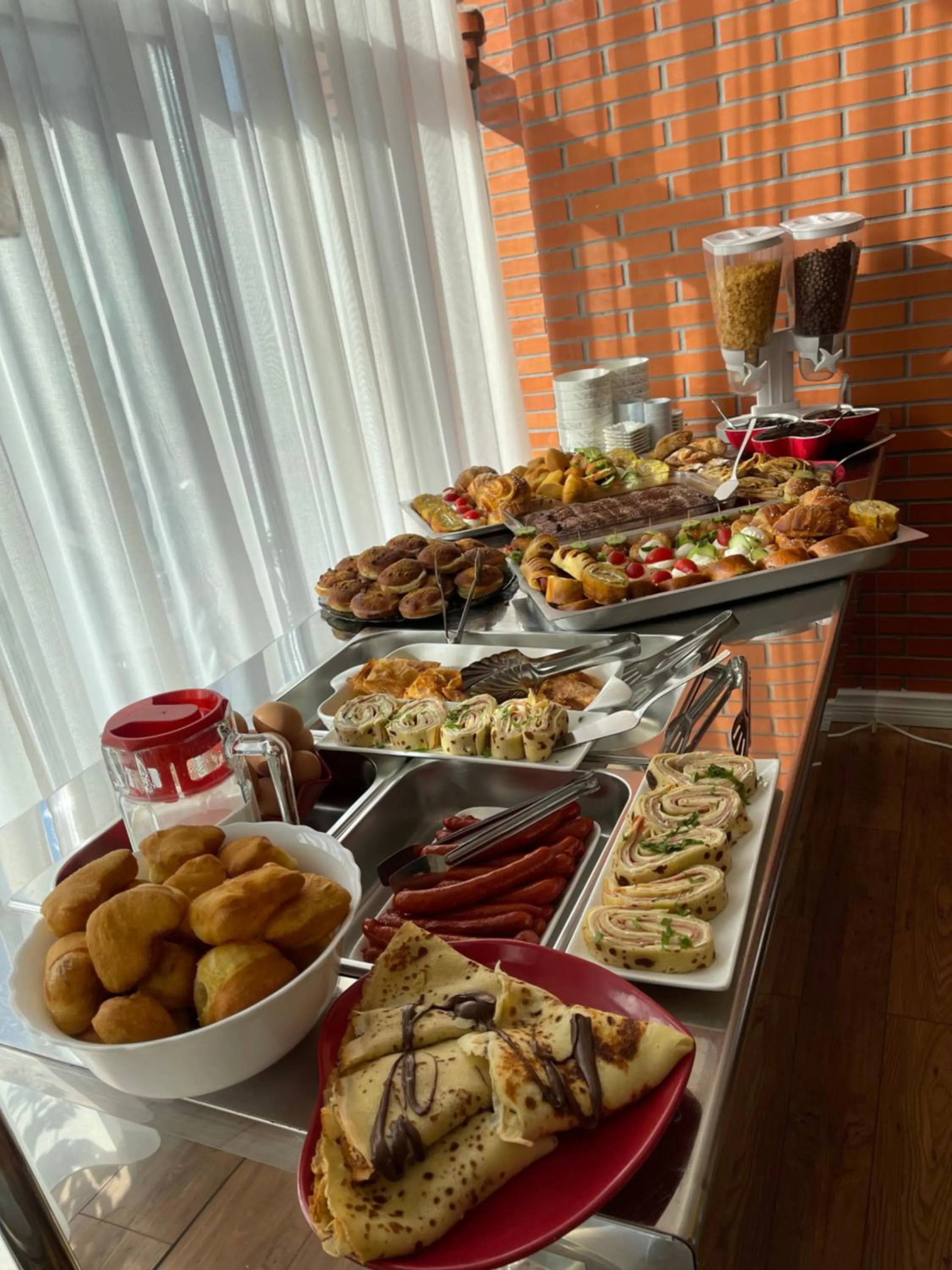 Food in The Red Bricks Hotel