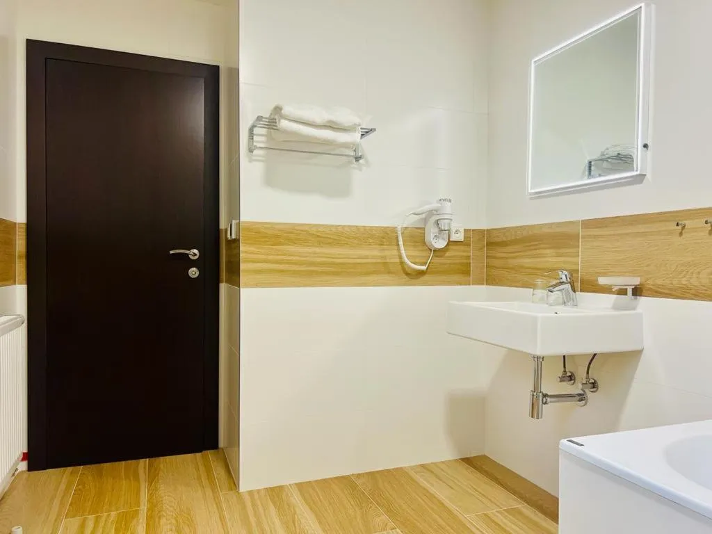 Hotel & Restaurant Pod Kaštany