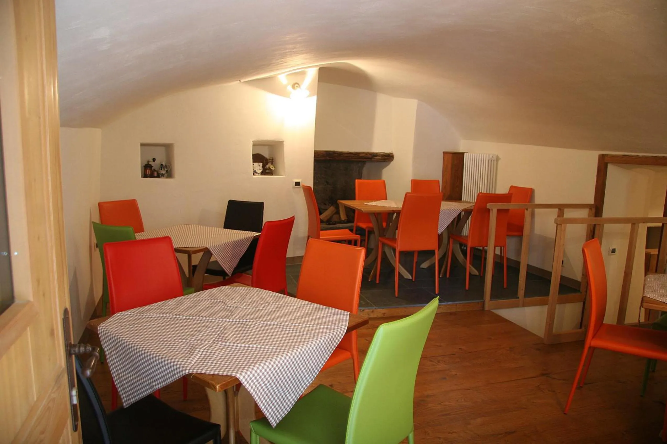 Lounge or bar in Ostello del Castello Tirano