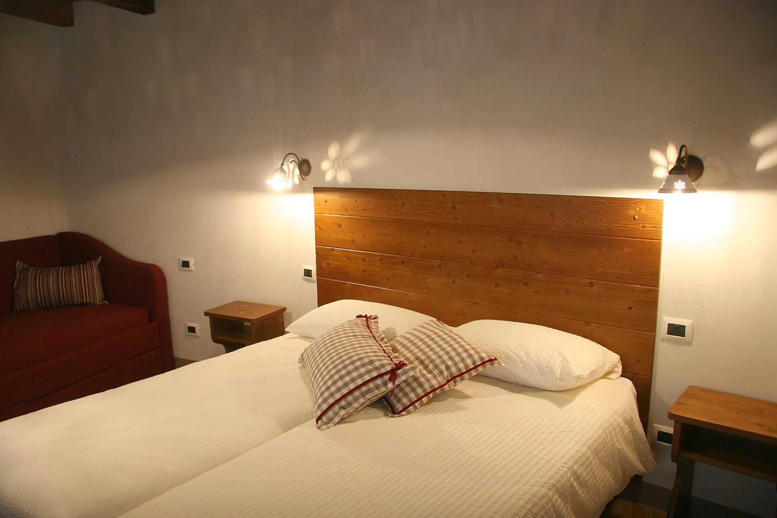 Bed in Ostello del Castello Tirano