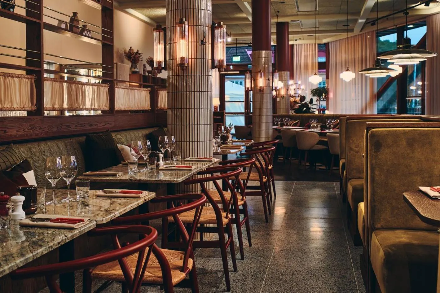 Restaurant/places to eat in The Dock