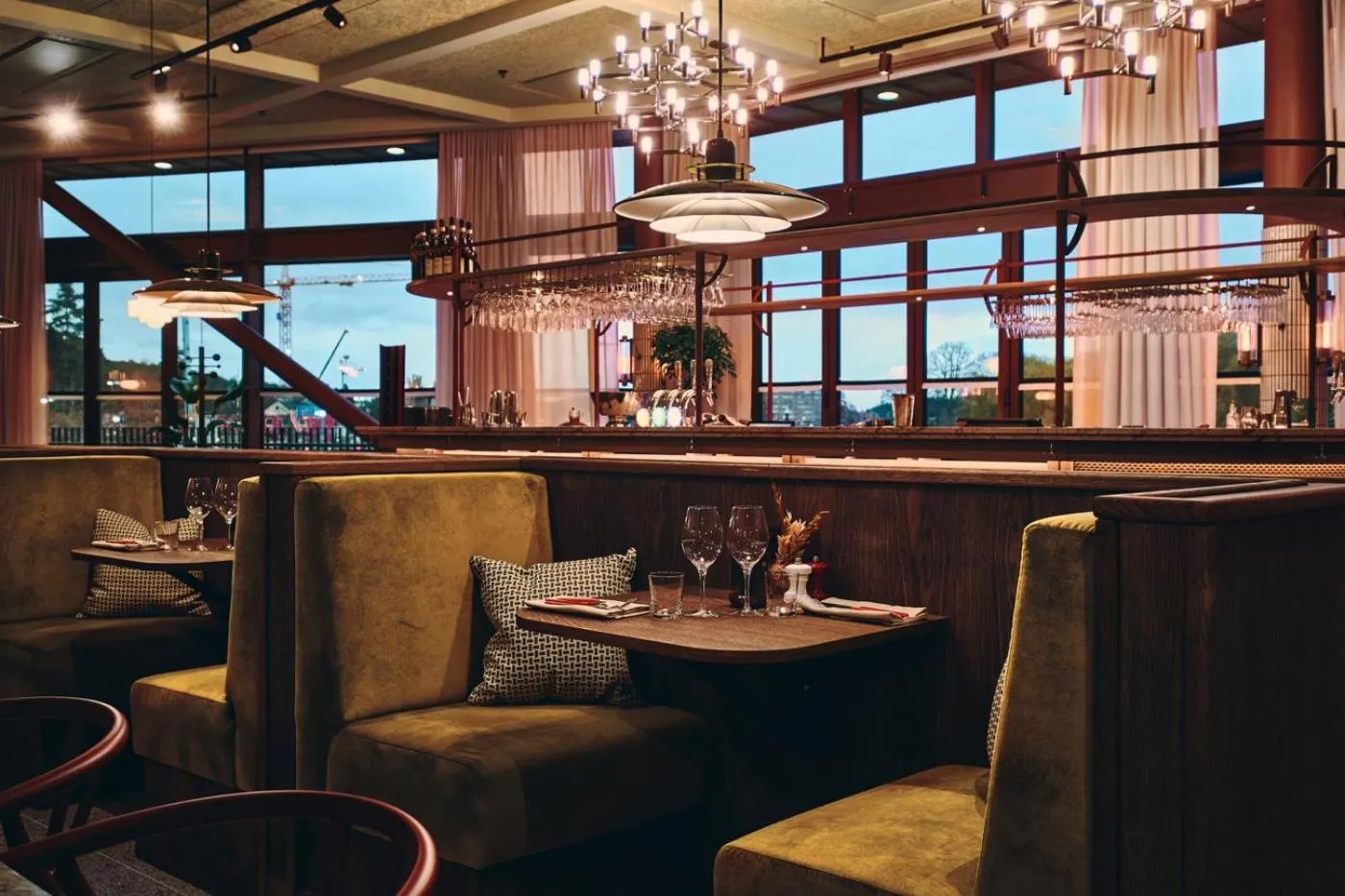 Restaurant/places to eat in The Dock