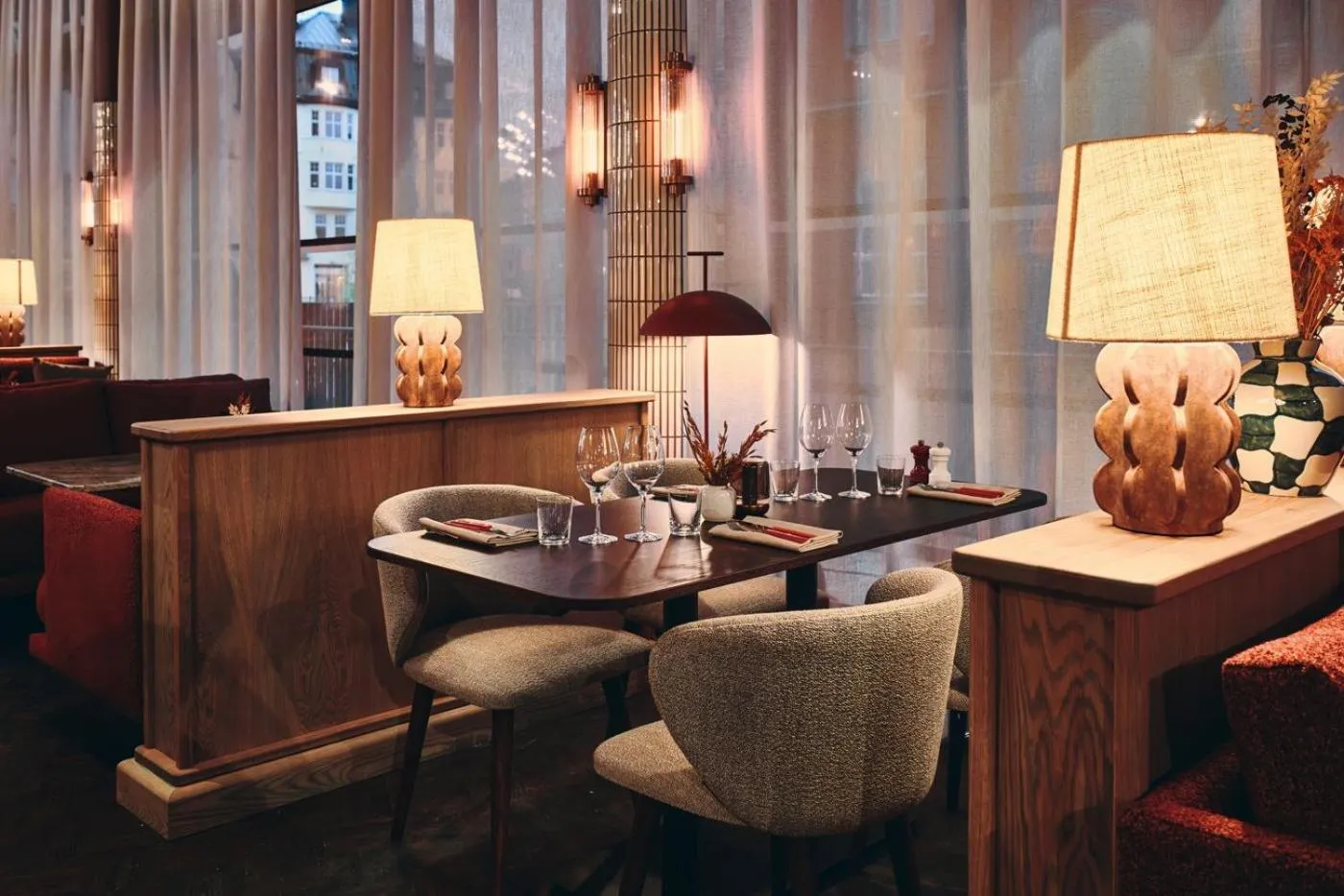 Restaurant/places to eat in The Dock