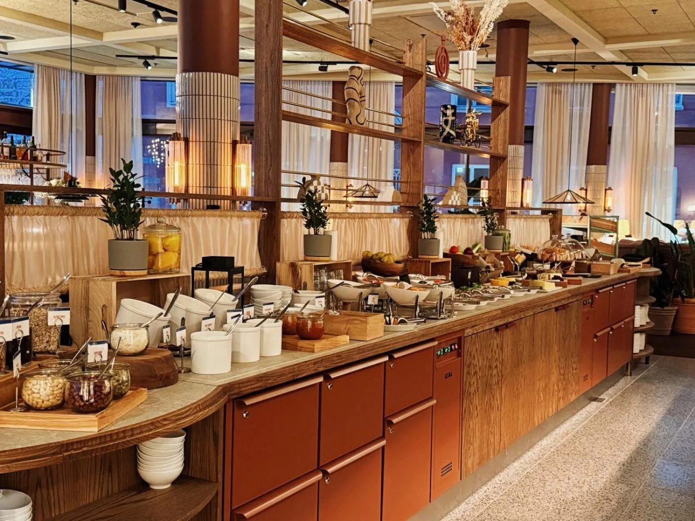 Breakfast in The Dock