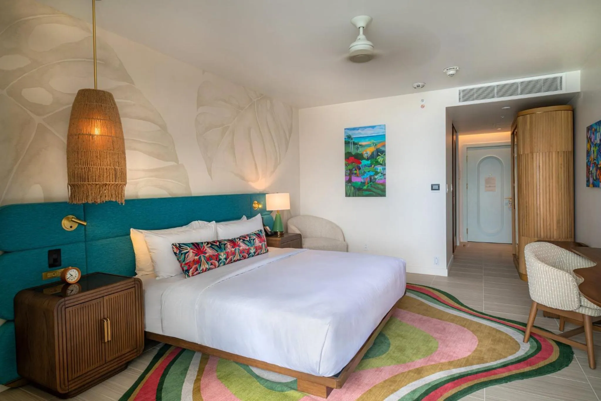 Photo of the whole room, Bed in Hotel Indigo Bridgetown Barbados by IHG