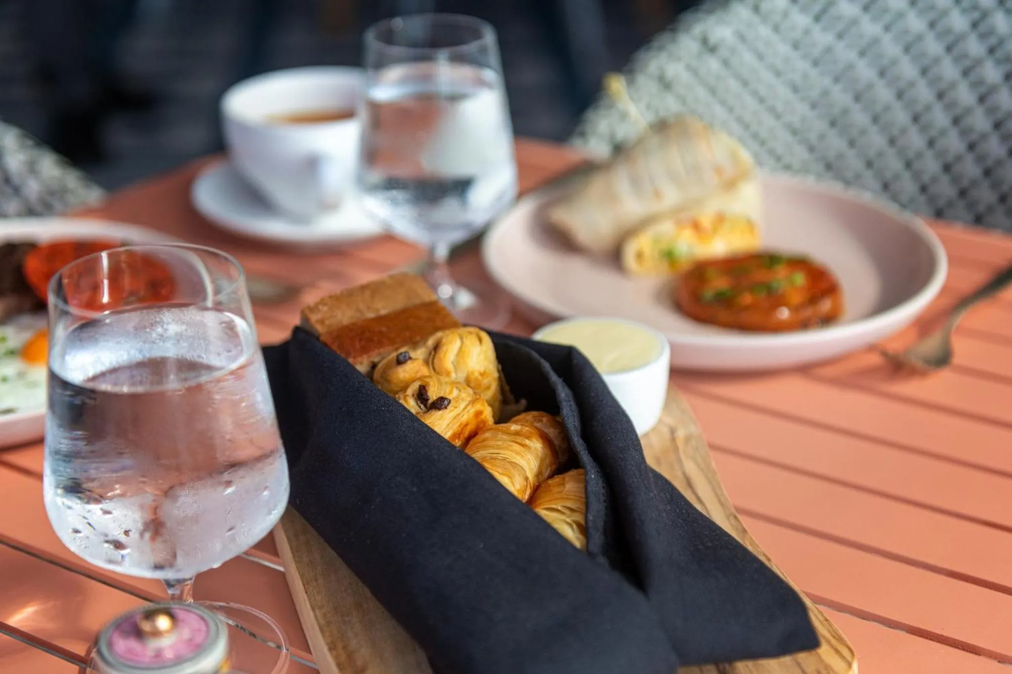 Restaurant/places to eat in Hotel Indigo Bridgetown Barbados by IHG