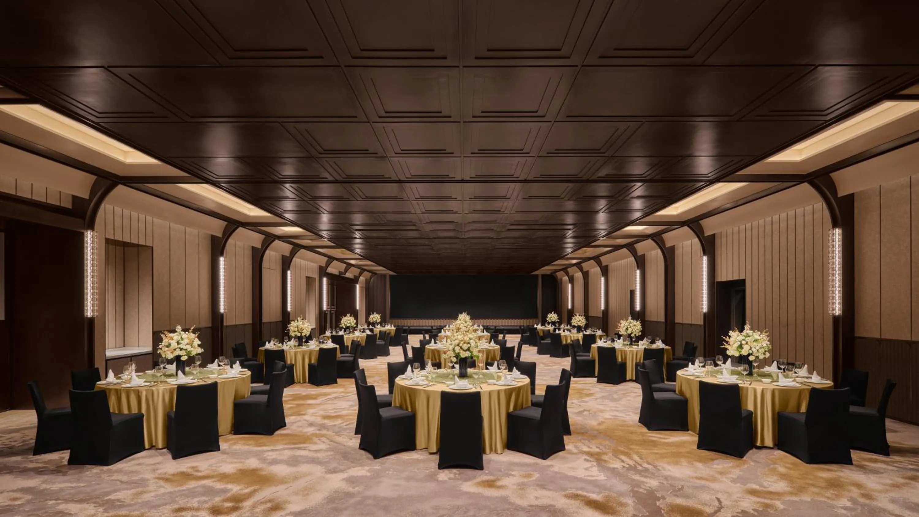 Meeting/conference room in InterContinental Changchun High Tech Zone by IHG