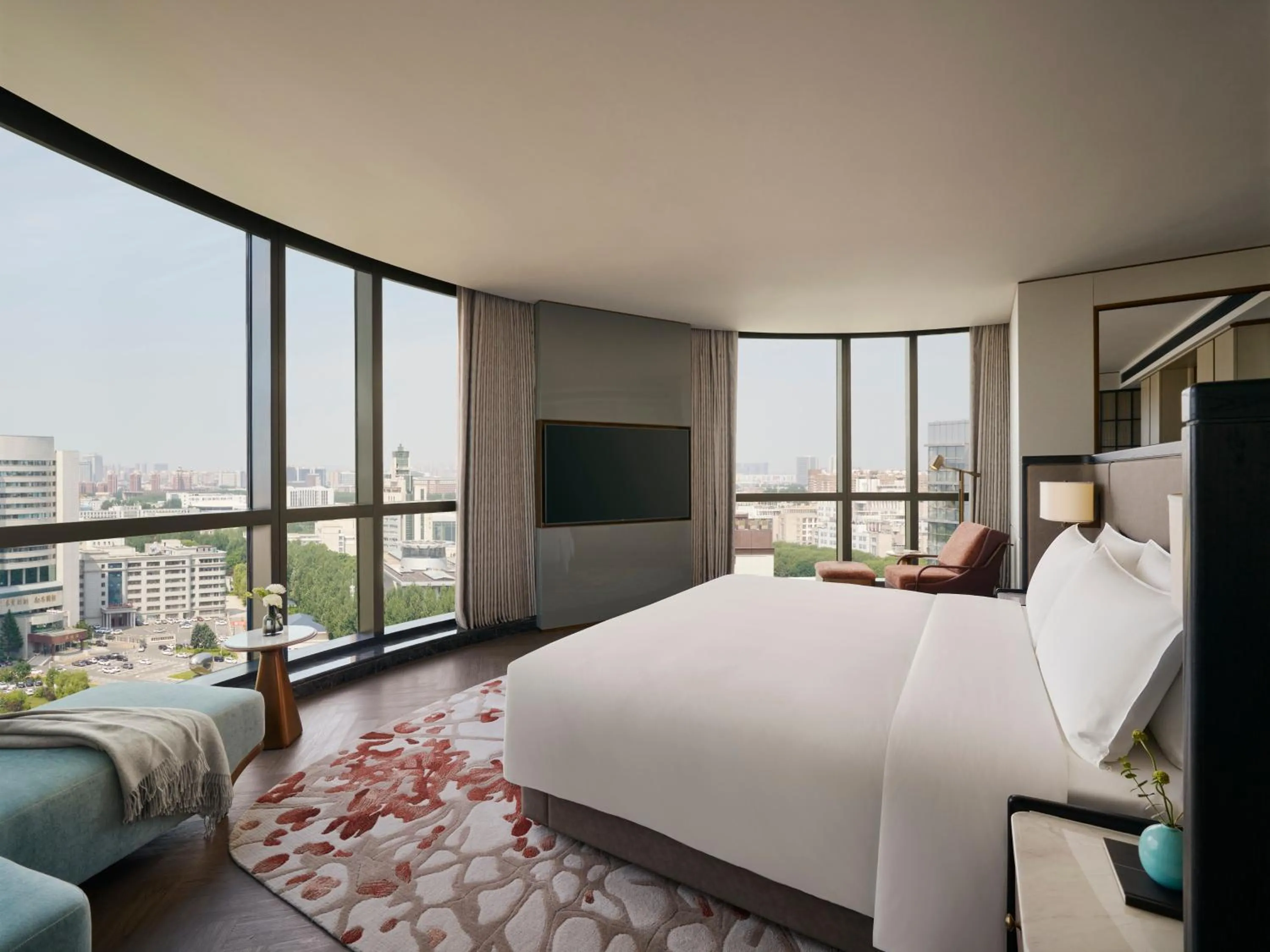Photo of the whole room, Bed in InterContinental Changchun High Tech Zone by IHG