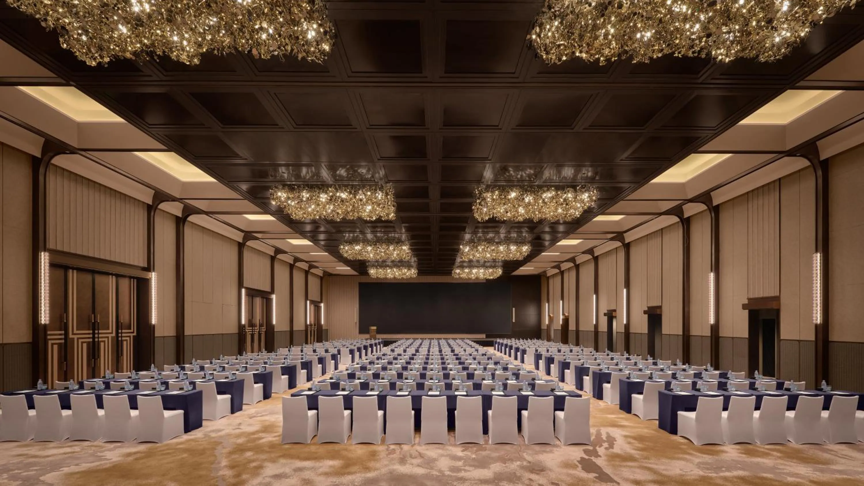 Meeting/conference room in InterContinental Changchun High Tech Zone by IHG