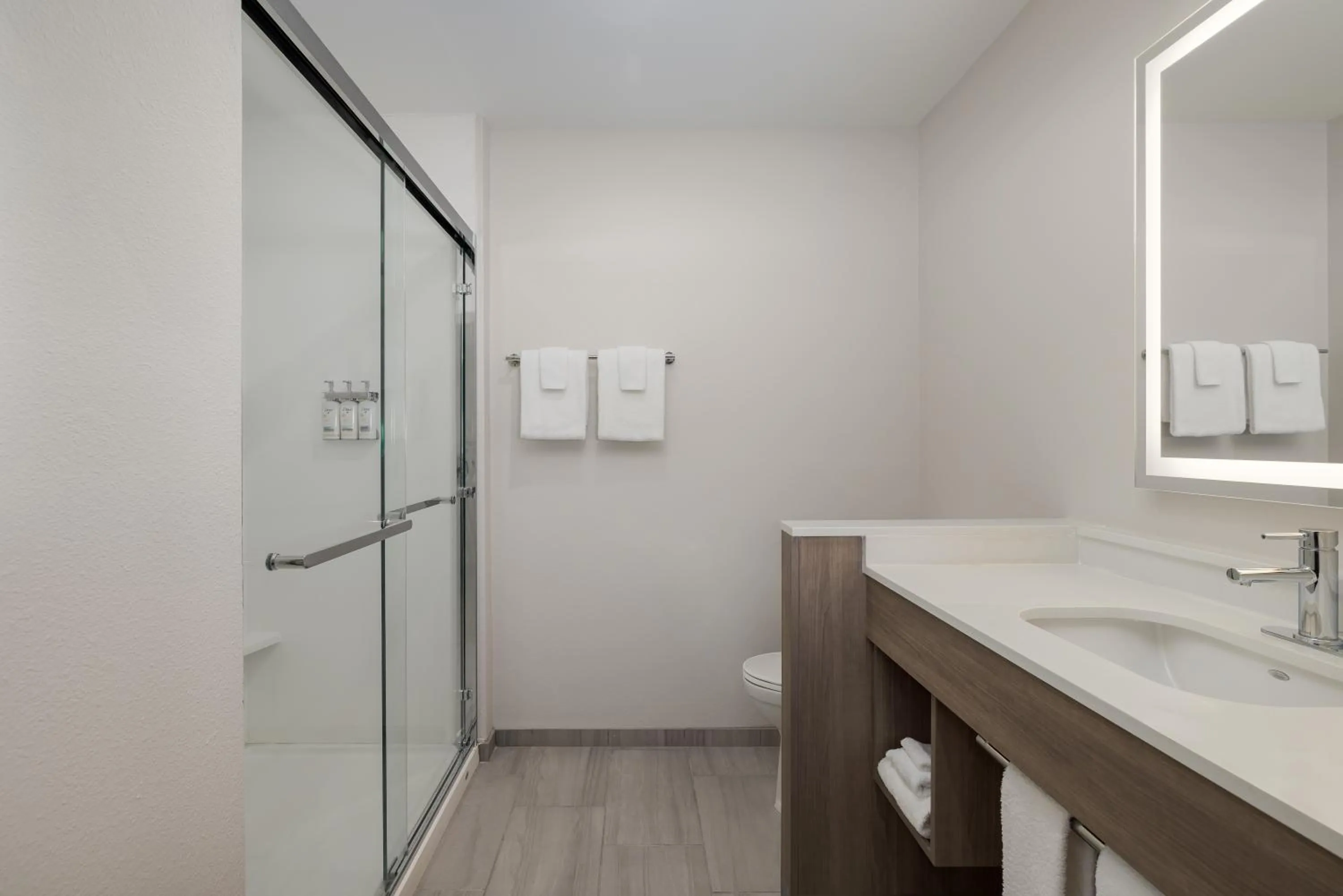 Holiday Inn Express & Suites Huntsville Northeast by IHG
