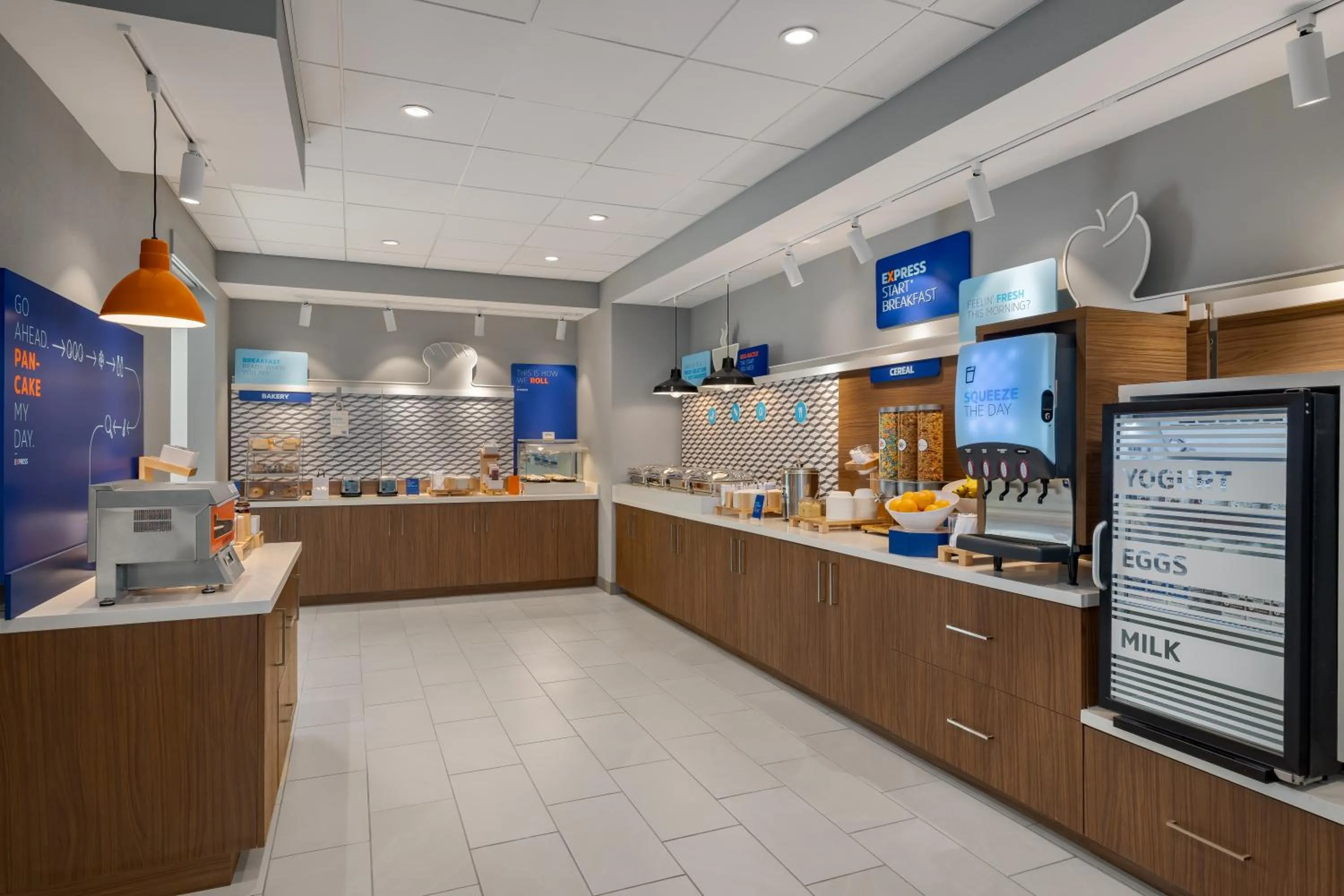 Breakfast in Holiday Inn Express & Suites Huntsville Northeast by IHG