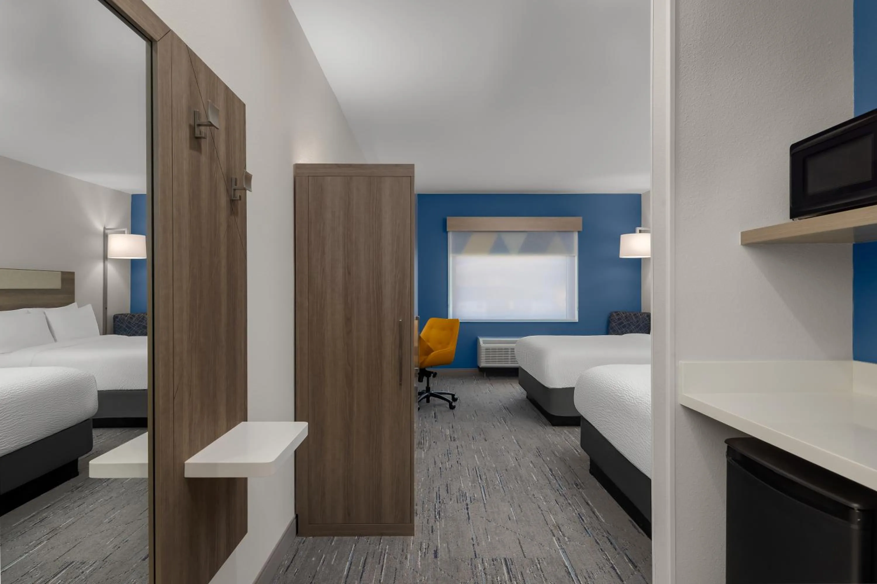 Bed in Holiday Inn Express & Suites Huntsville Northeast by IHG