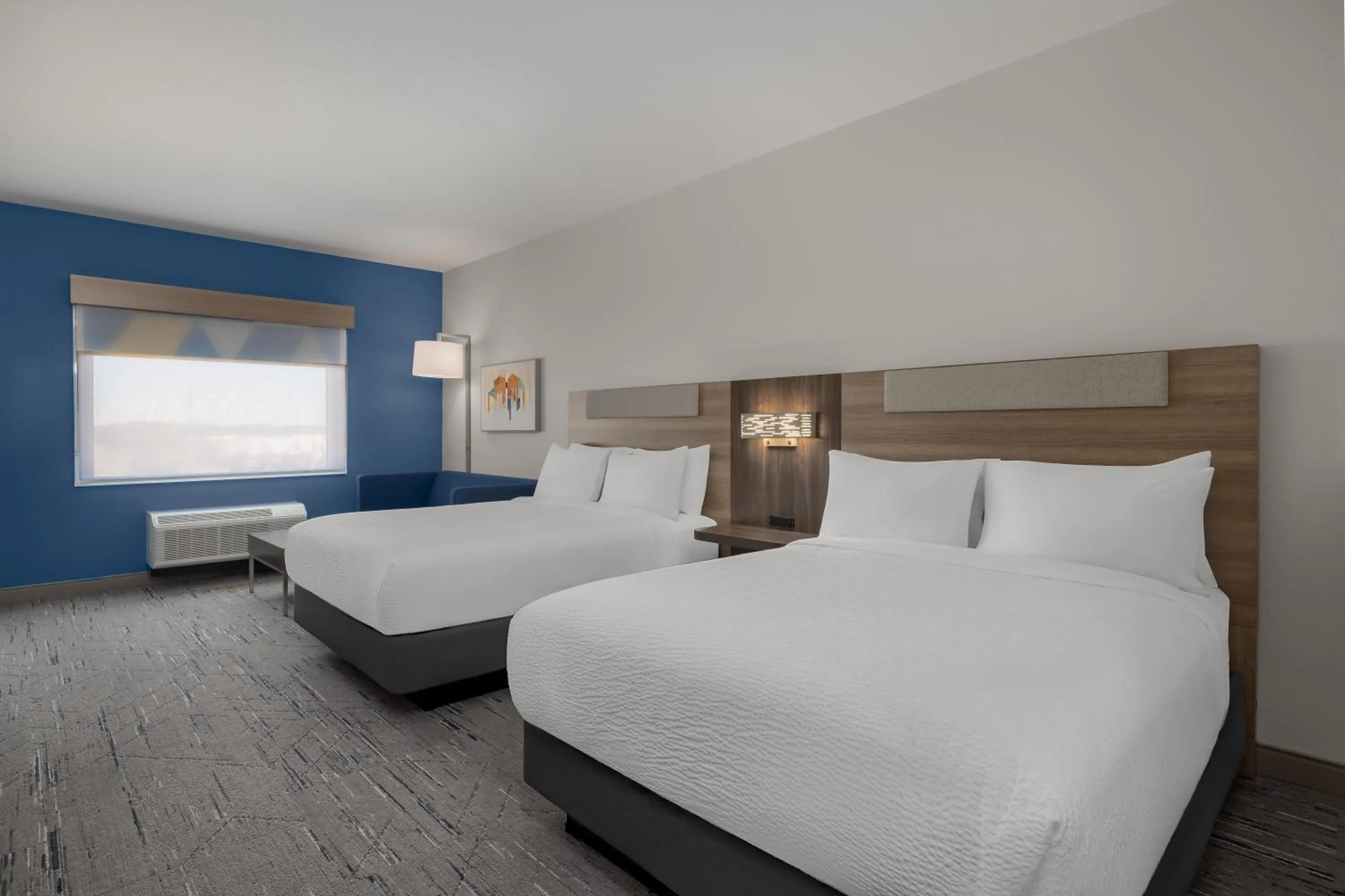 Bed in Holiday Inn Express & Suites Huntsville Northeast by IHG