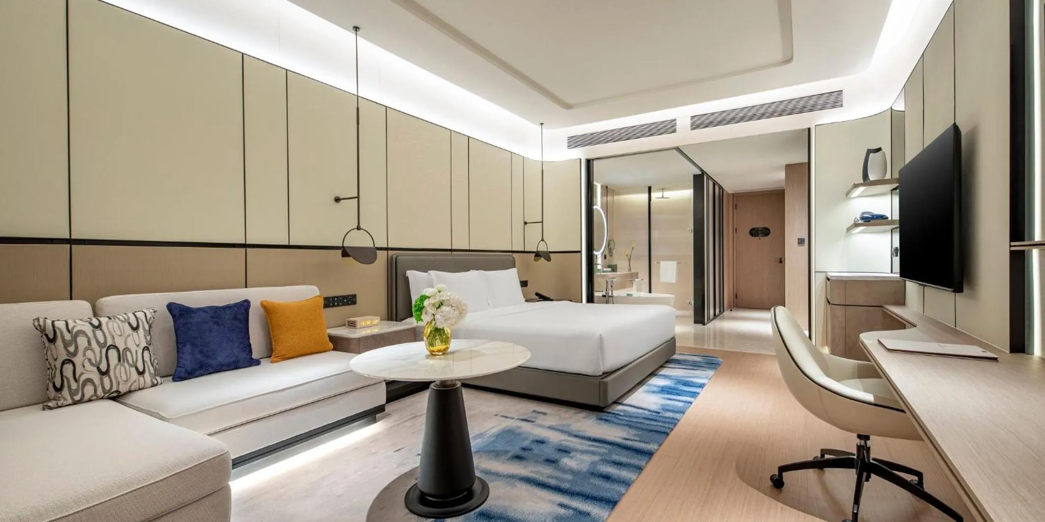 Photo of the whole room in Crowne Plaza Guangzhou Window of Canton