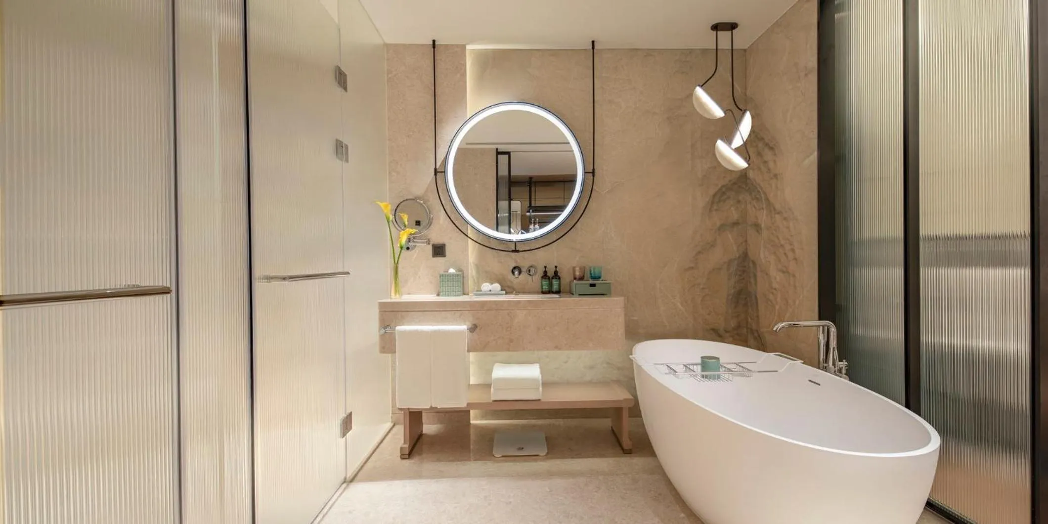 Photo of the whole room in Crowne Plaza Guangzhou Window of Canton