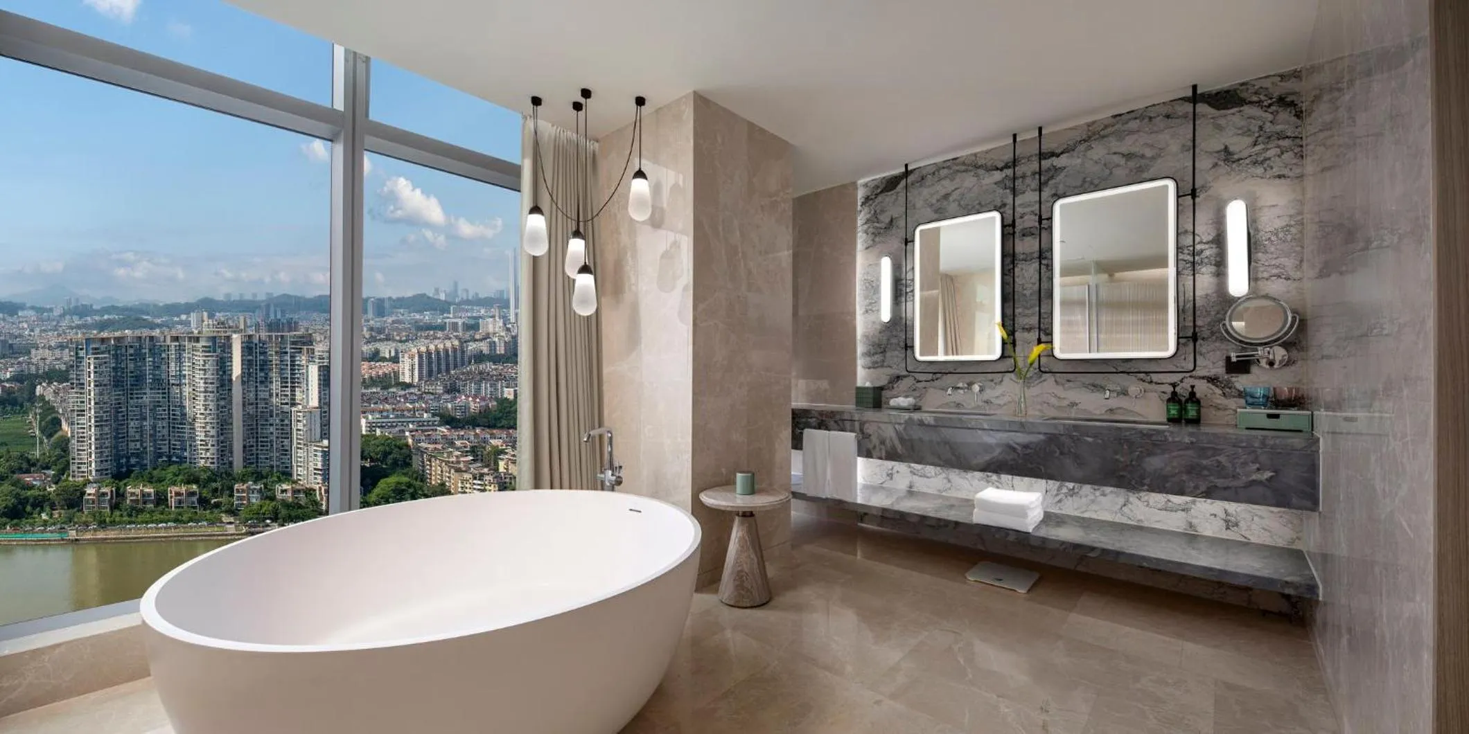 Bedroom in Crowne Plaza Guangzhou Window of Canton