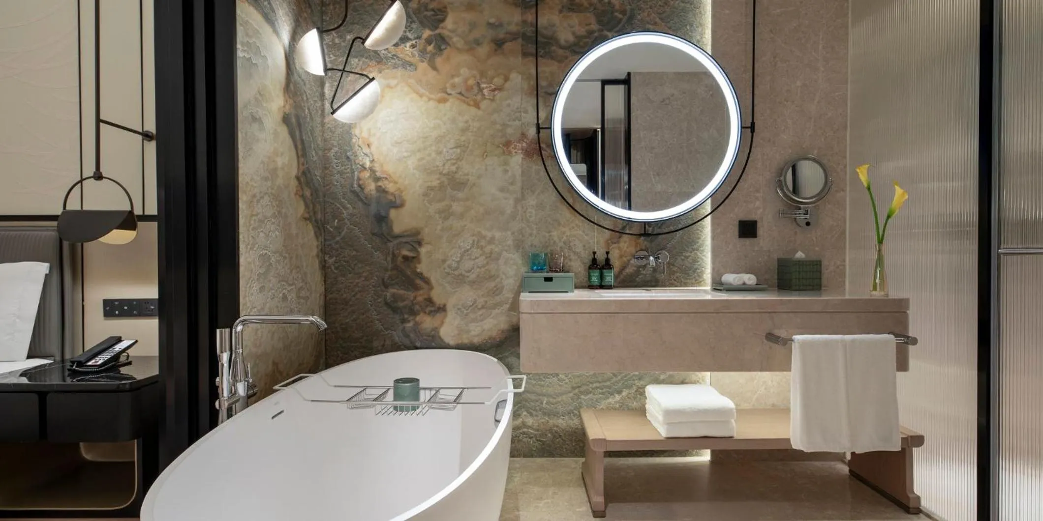 Photo of the whole room in Crowne Plaza Guangzhou Window of Canton