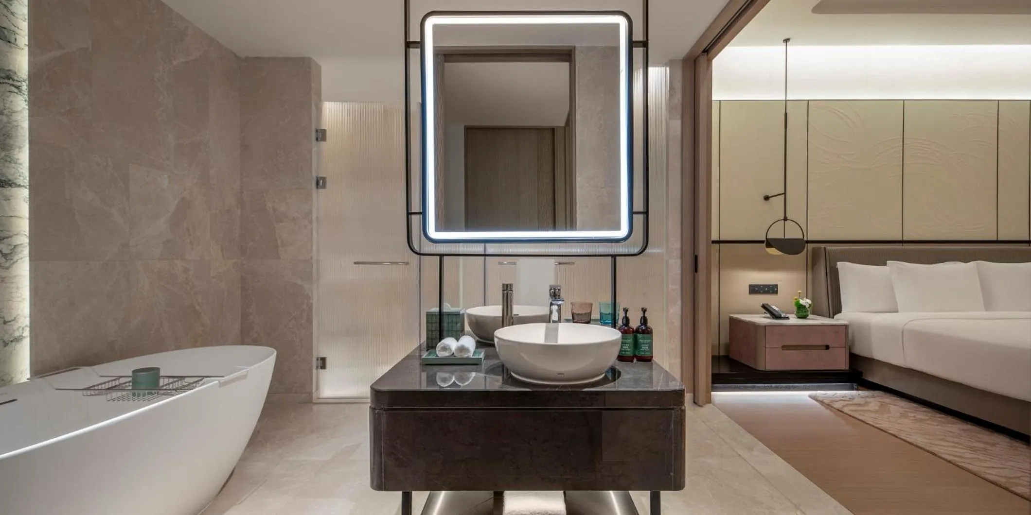 Bedroom, Bed in Crowne Plaza Guangzhou Window of Canton