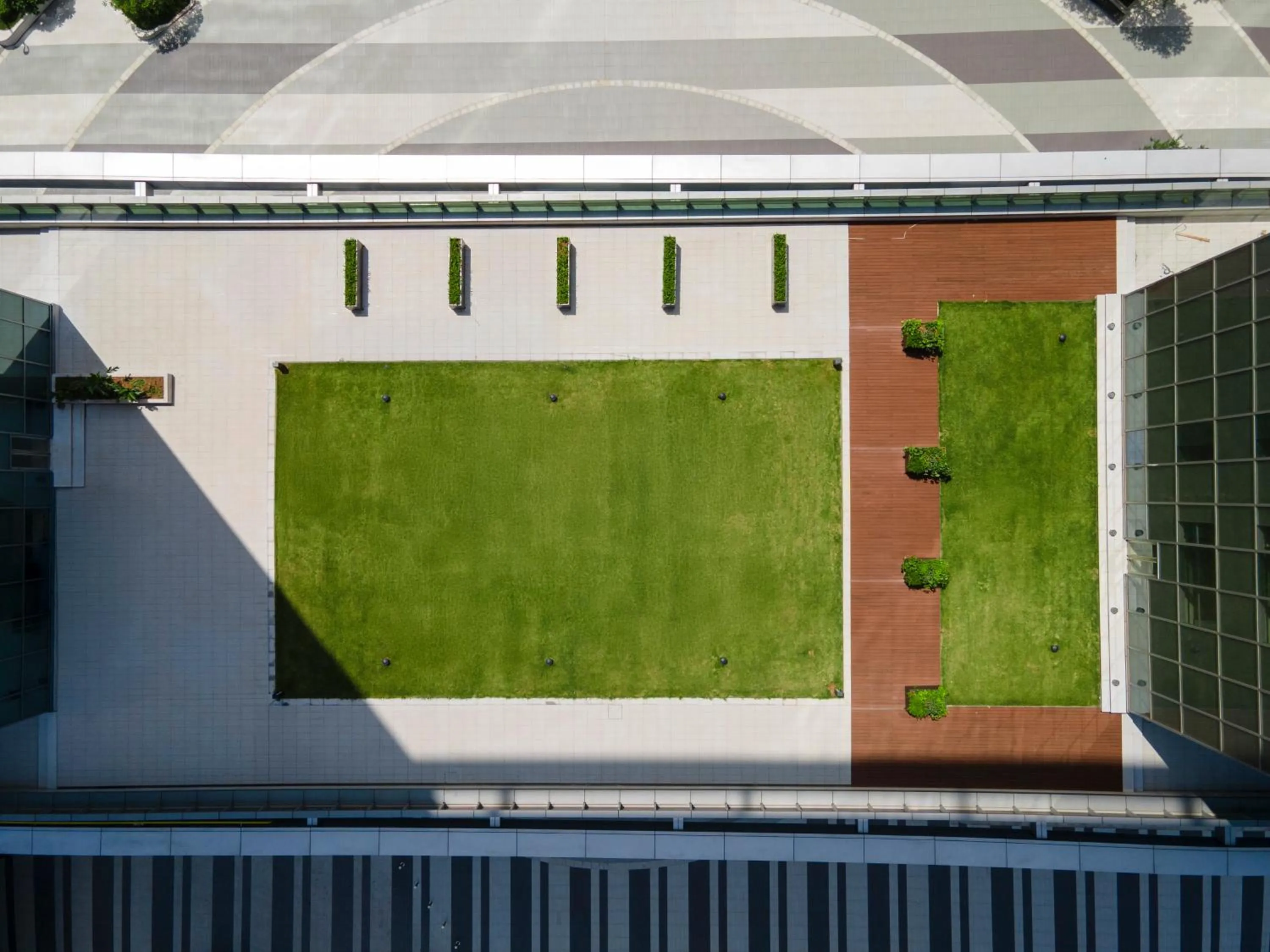 Property building in Crowne Plaza Guangzhou Window of Canton