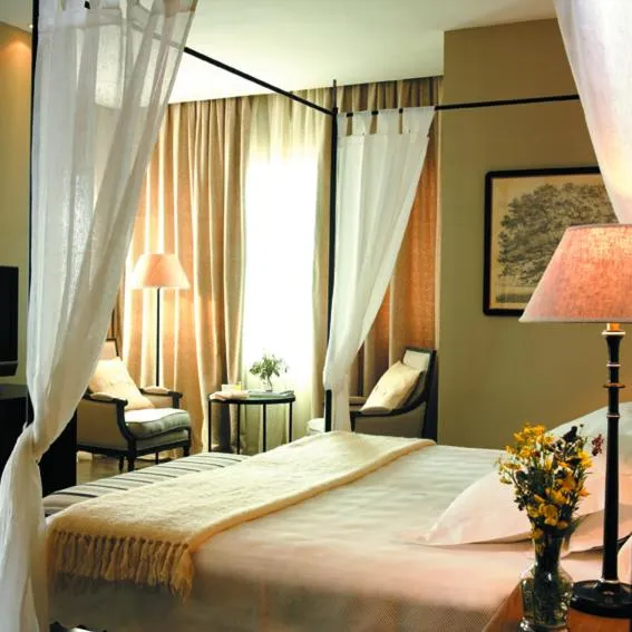 Asia Gardens Hotel & Thai Spa, a Royal Hideaway Hotel