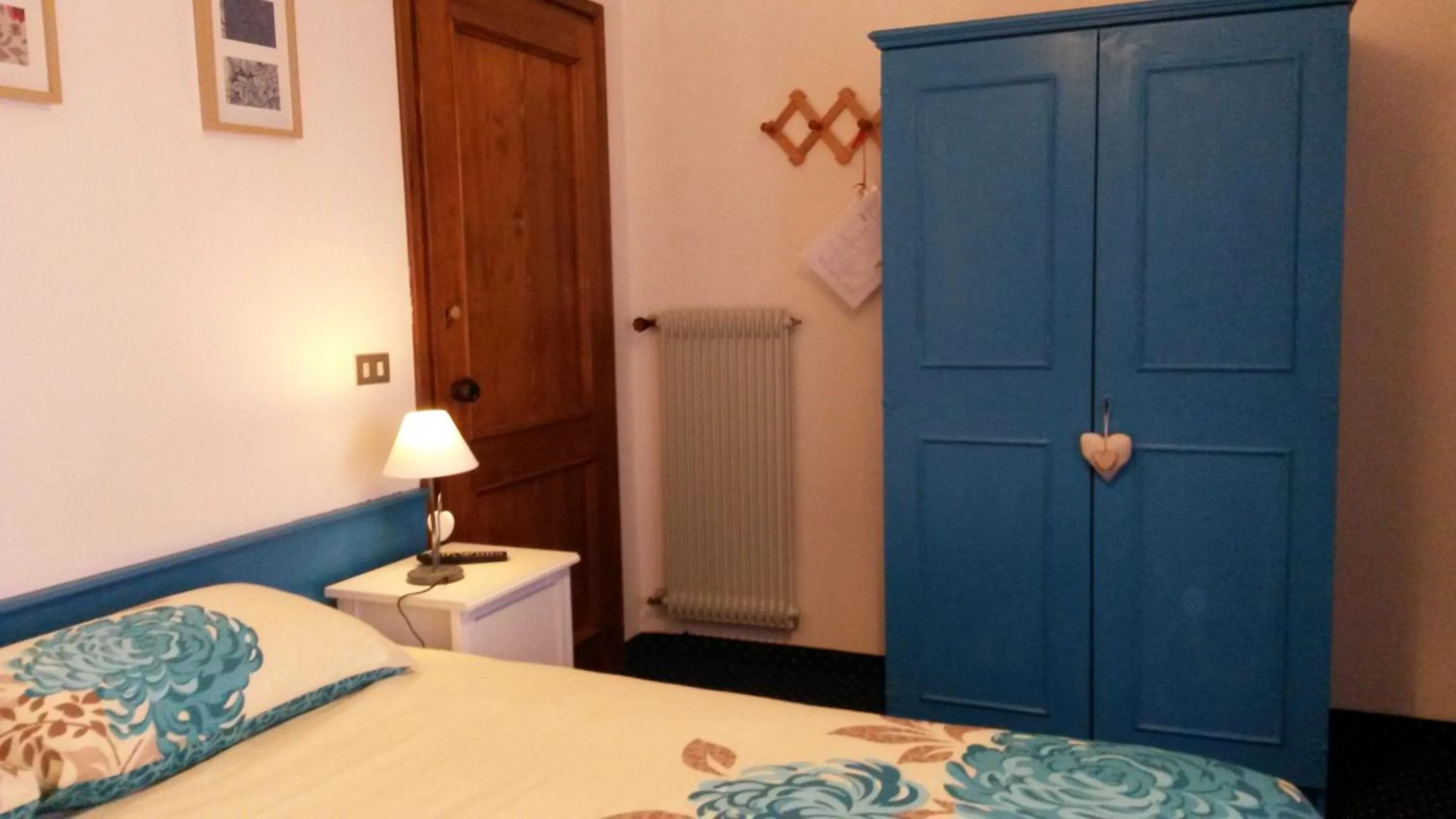 Bed in Albergo al Sole