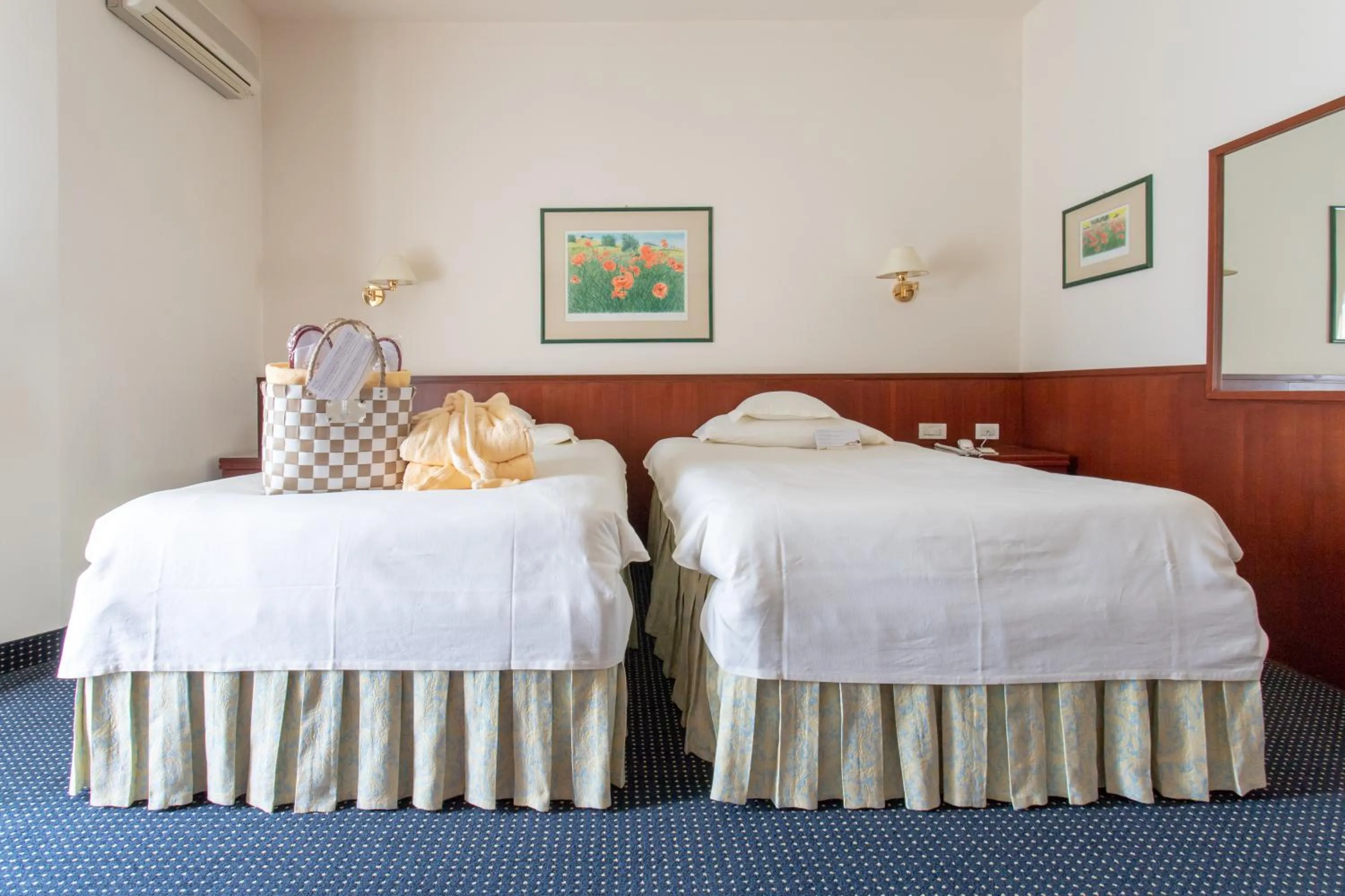 Bedroom, Bed in Hotel Garden Terme