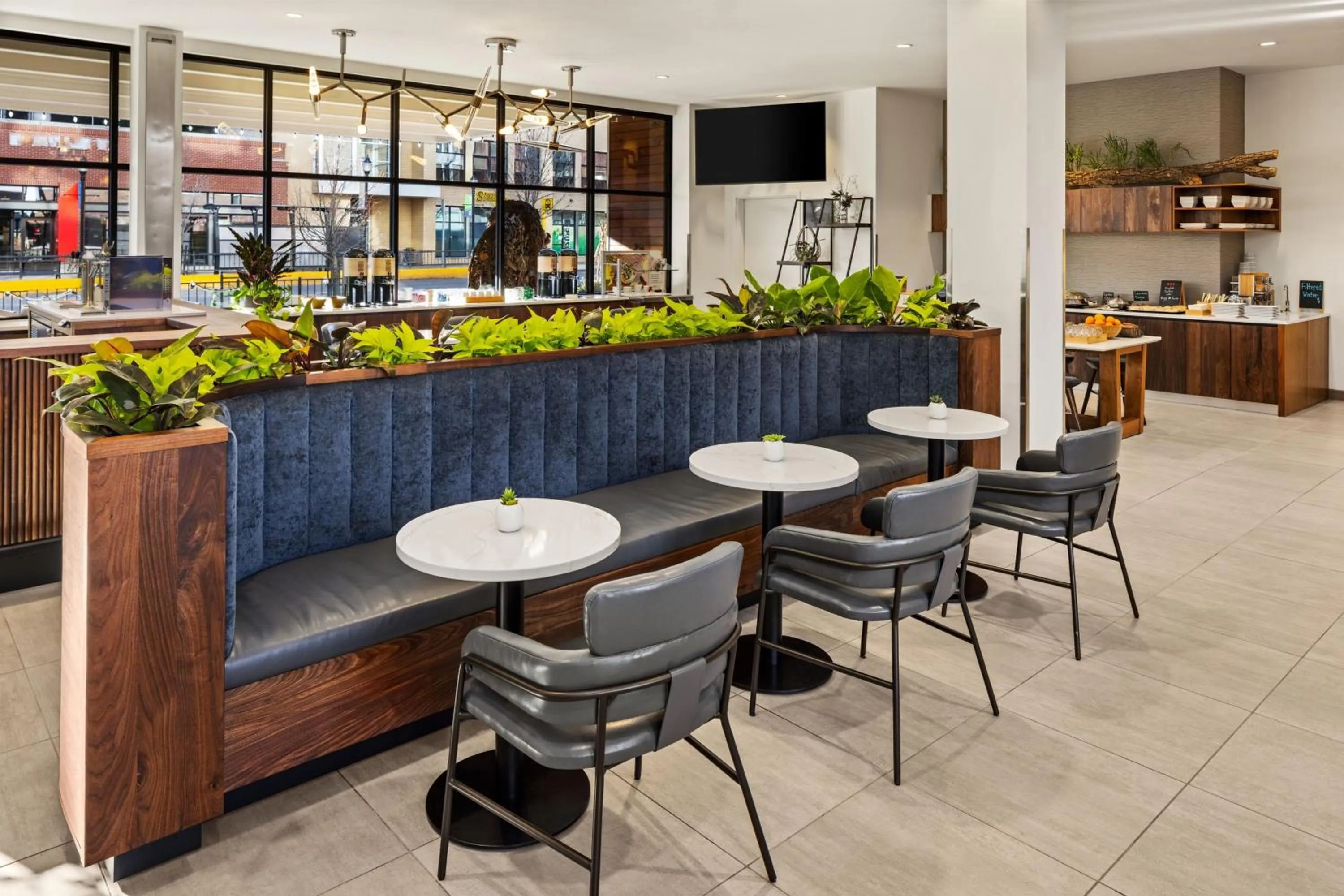 Restaurant/places to eat in Element Bozeman