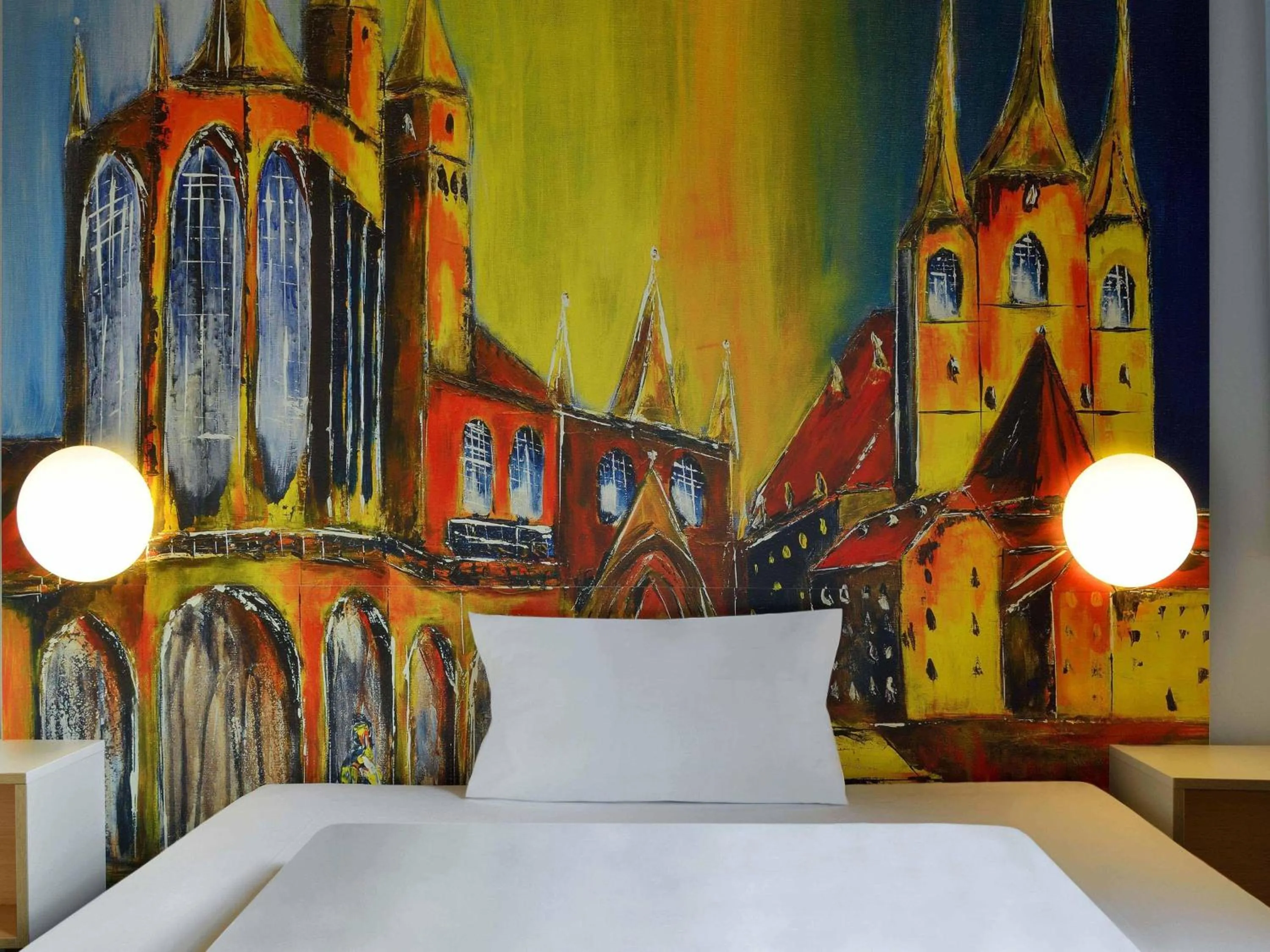 Photo of the whole room, Bed in B&B HOTEL Erfurt-Hbf