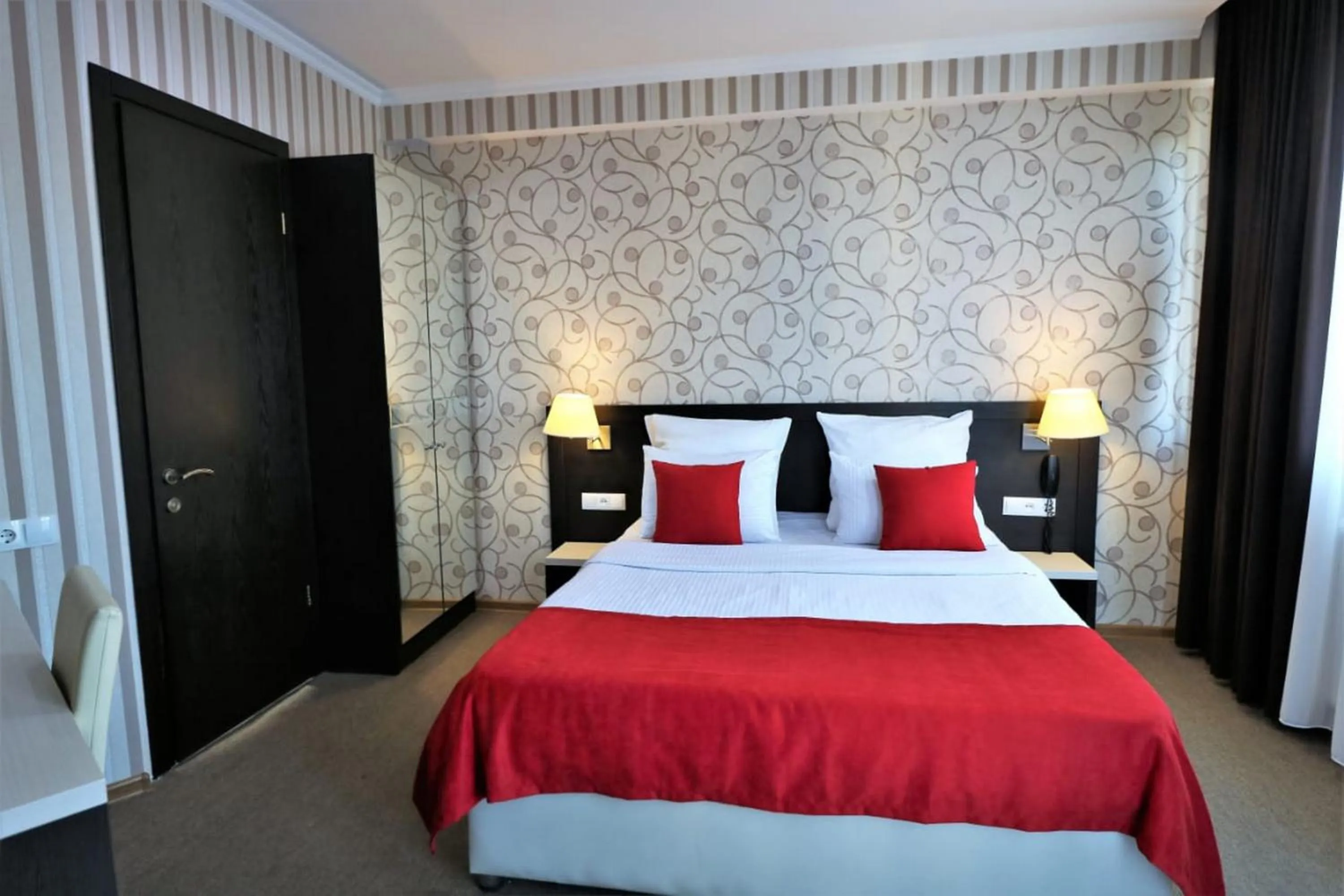 Photo of the whole room, Bed in East Gate Boutique Hotel