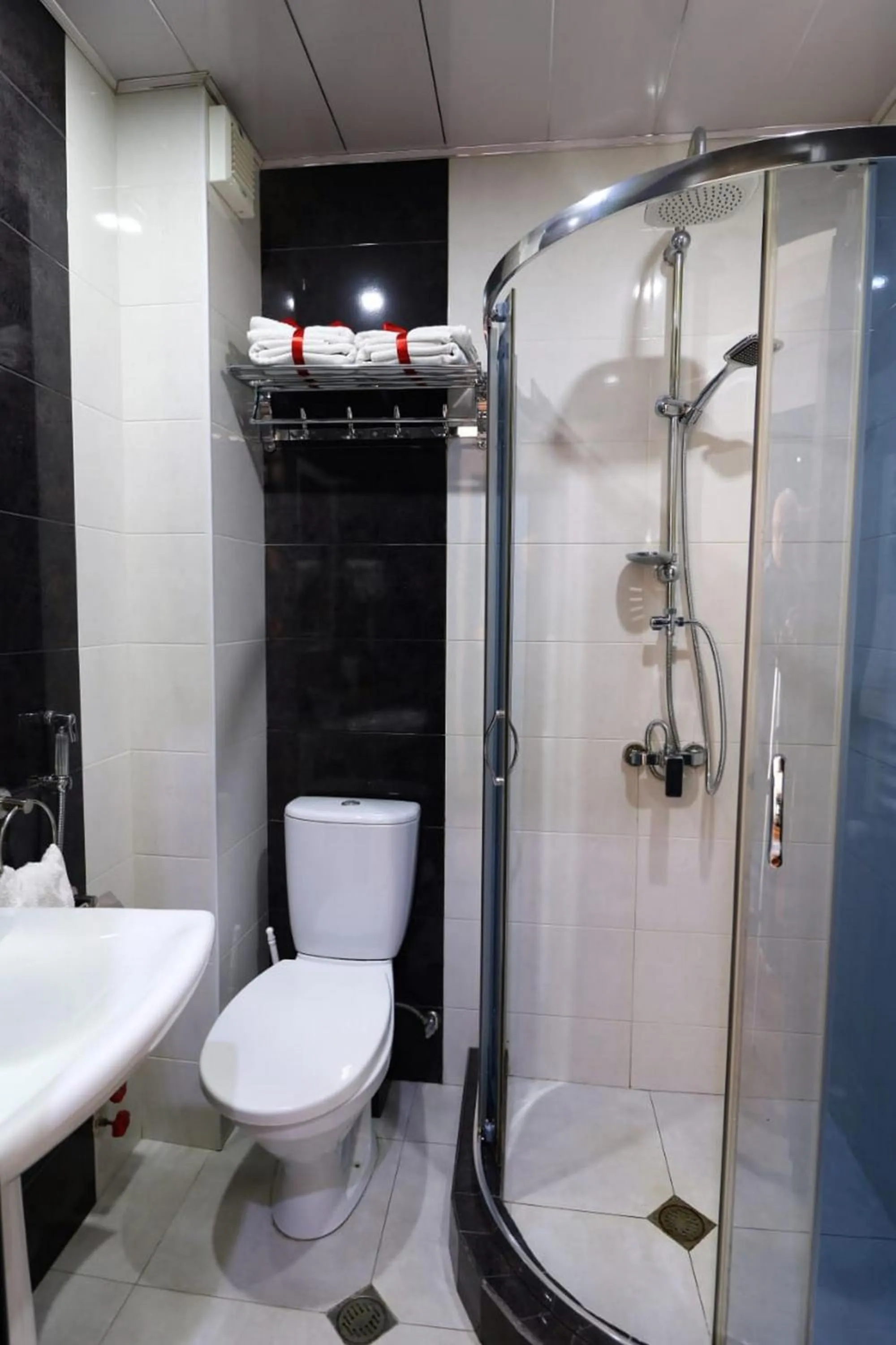 Shower in East Gate Boutique Hotel